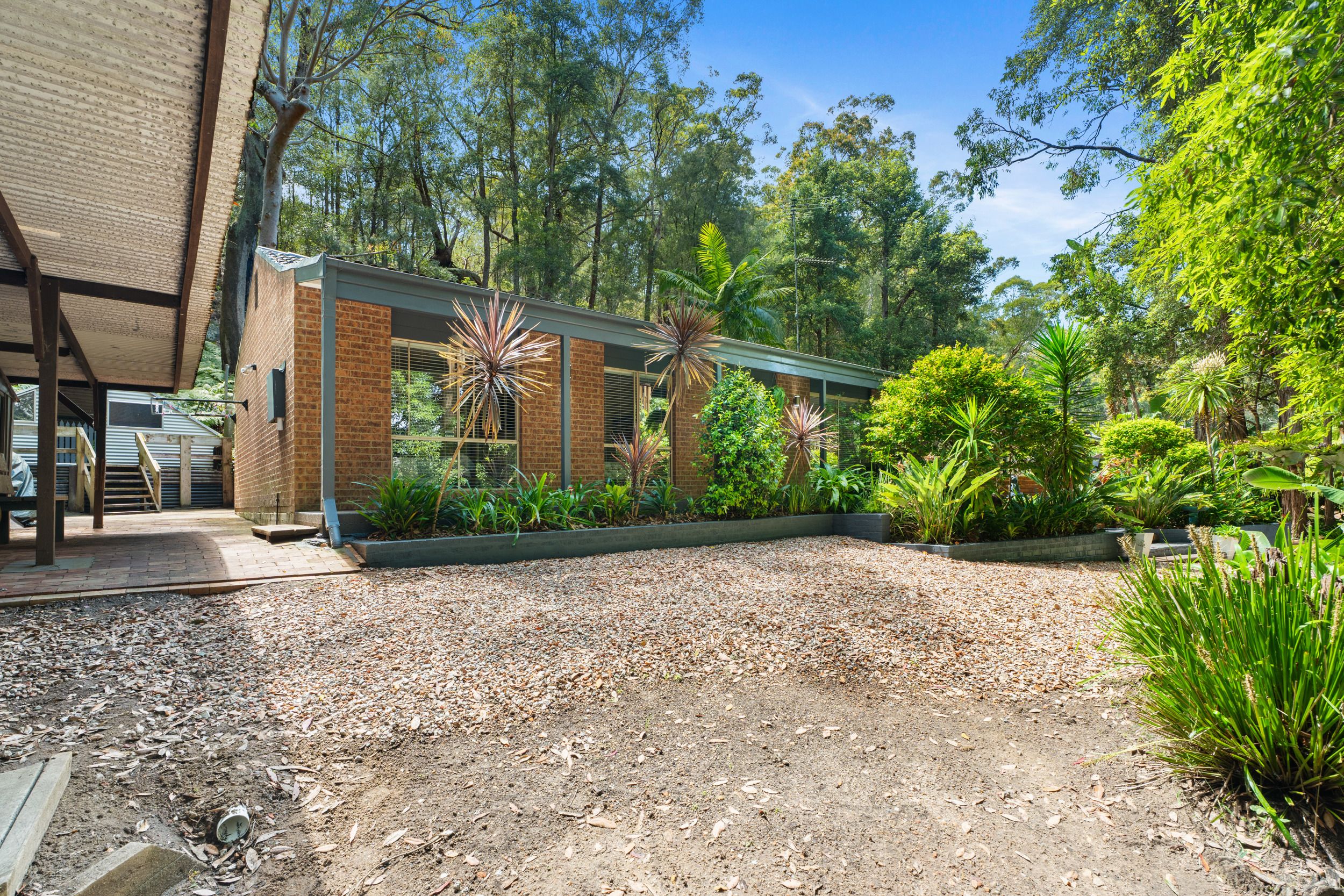 38 Mitchells Pass — photo from Ray White Glenmore Park
