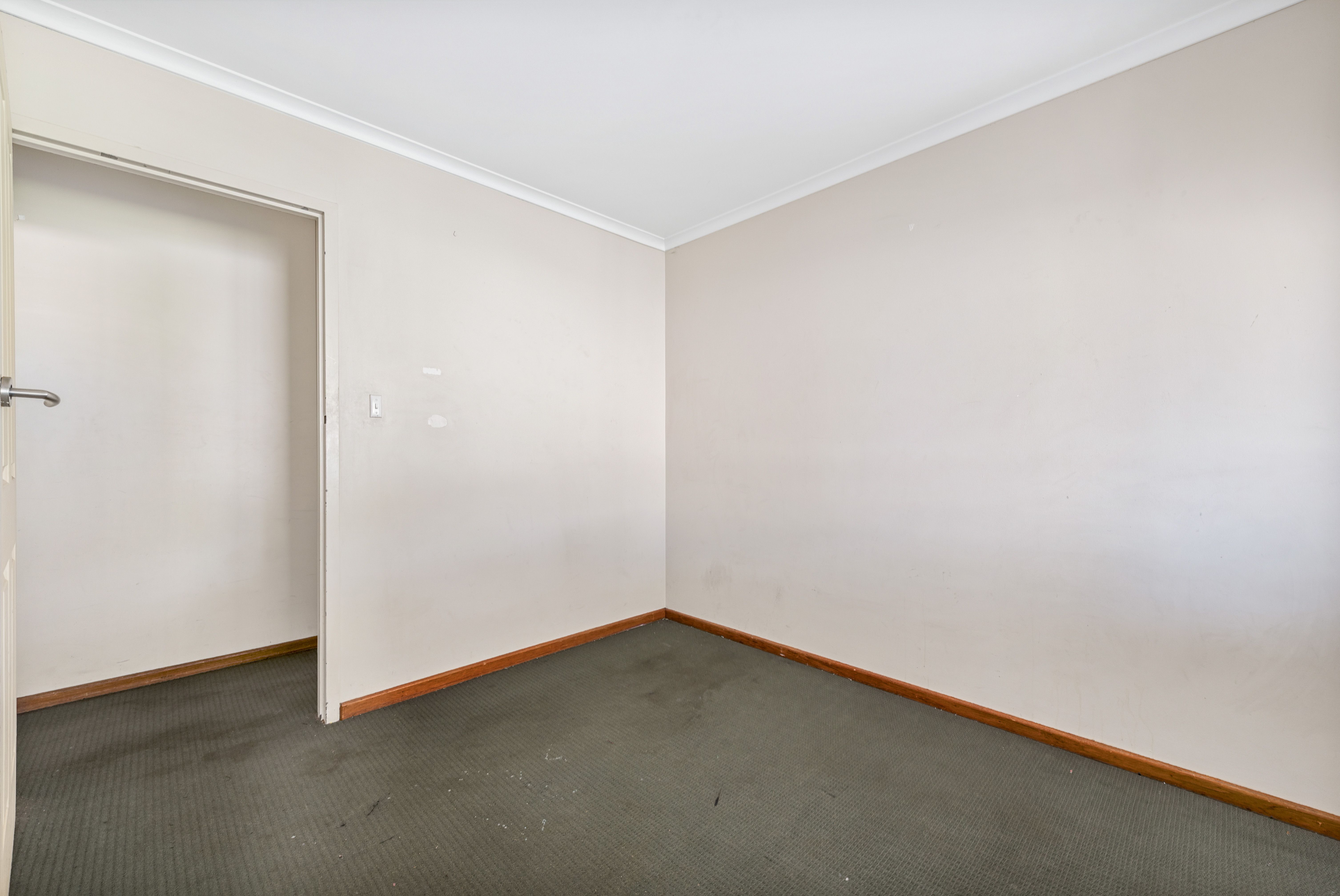 19 Laffers Crescent — photo 9 of 14