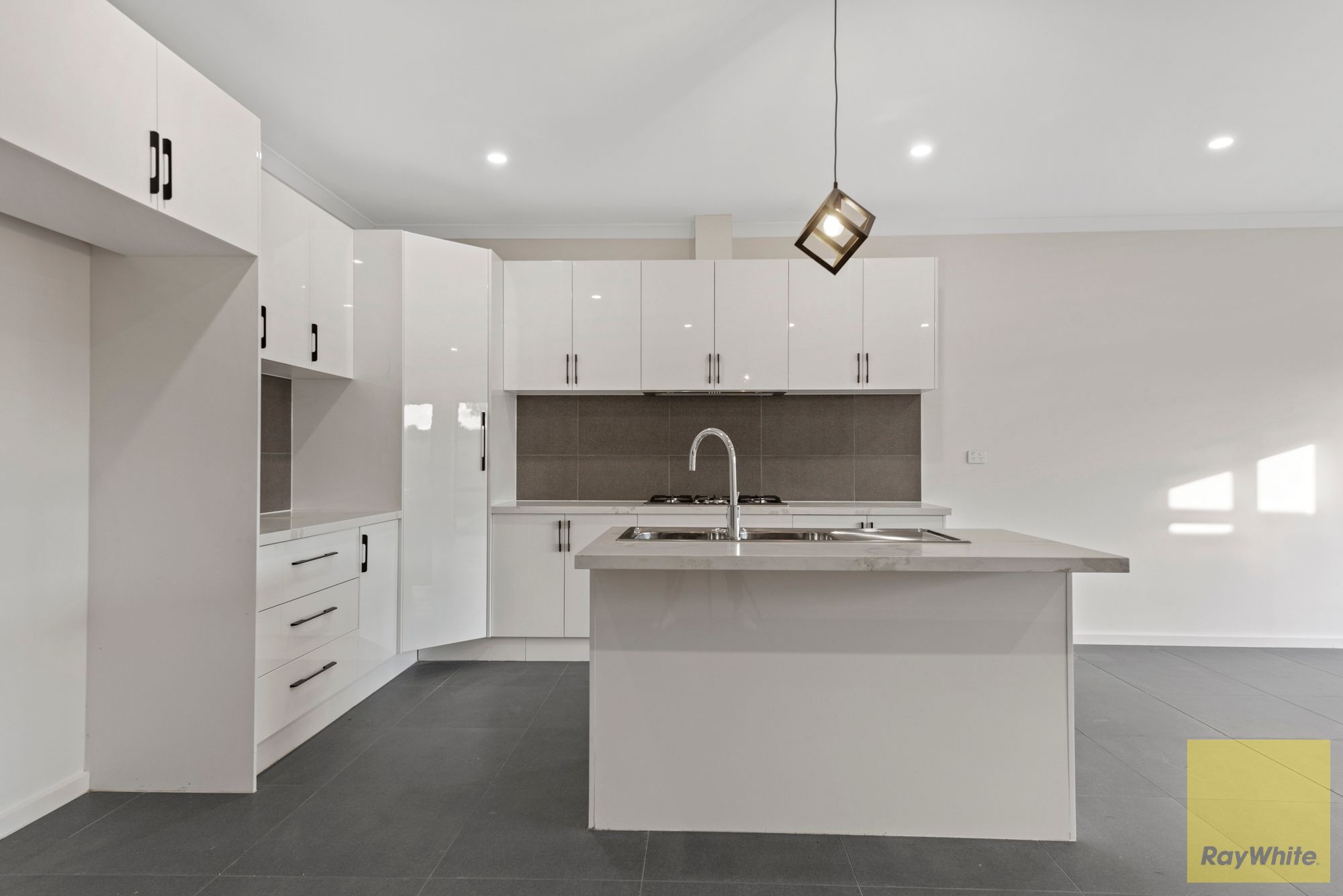 3/66-68 Bulban Road, Werribee, VIC 3030