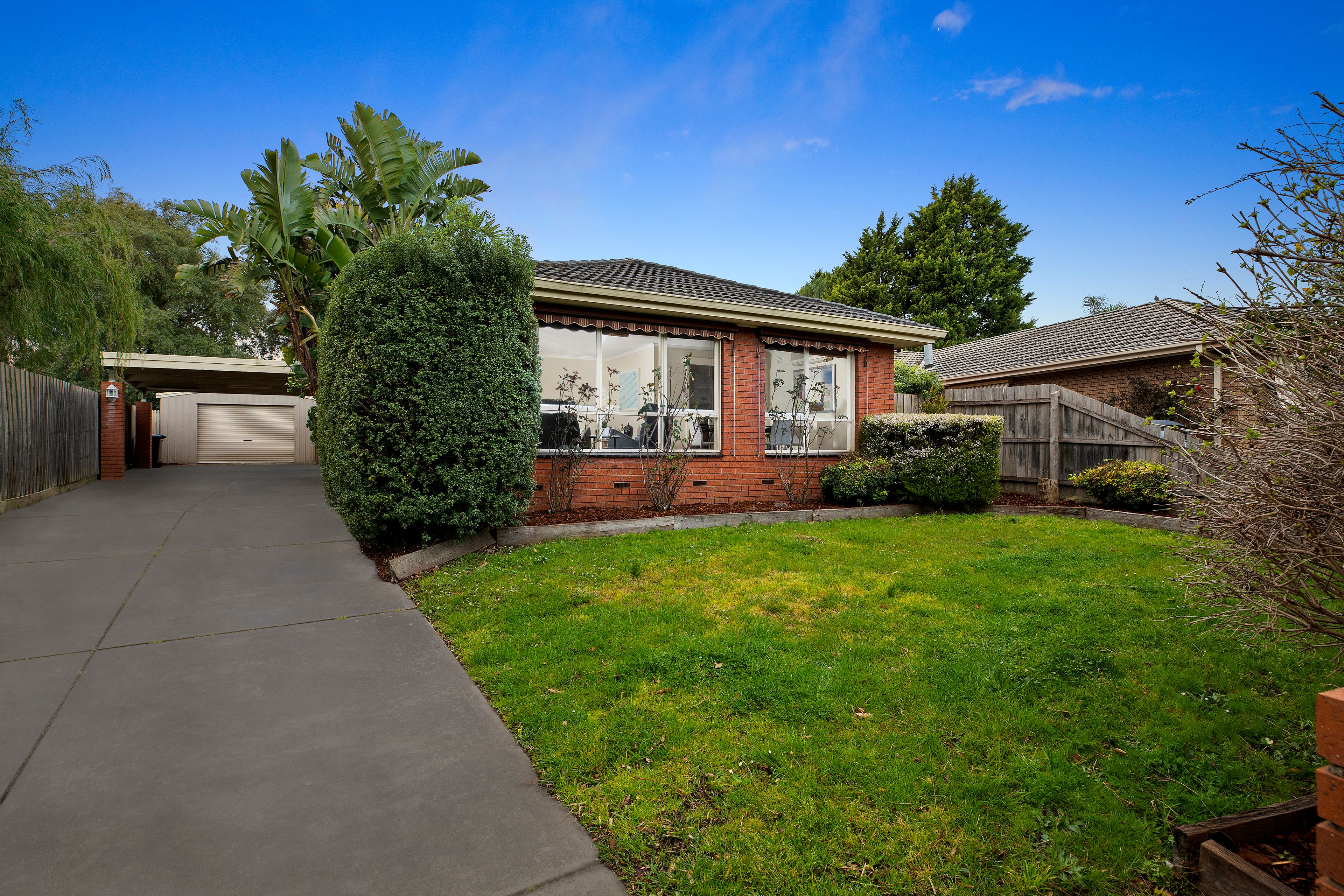 2 Sharna Court, Ferntree Gully VIC 3156