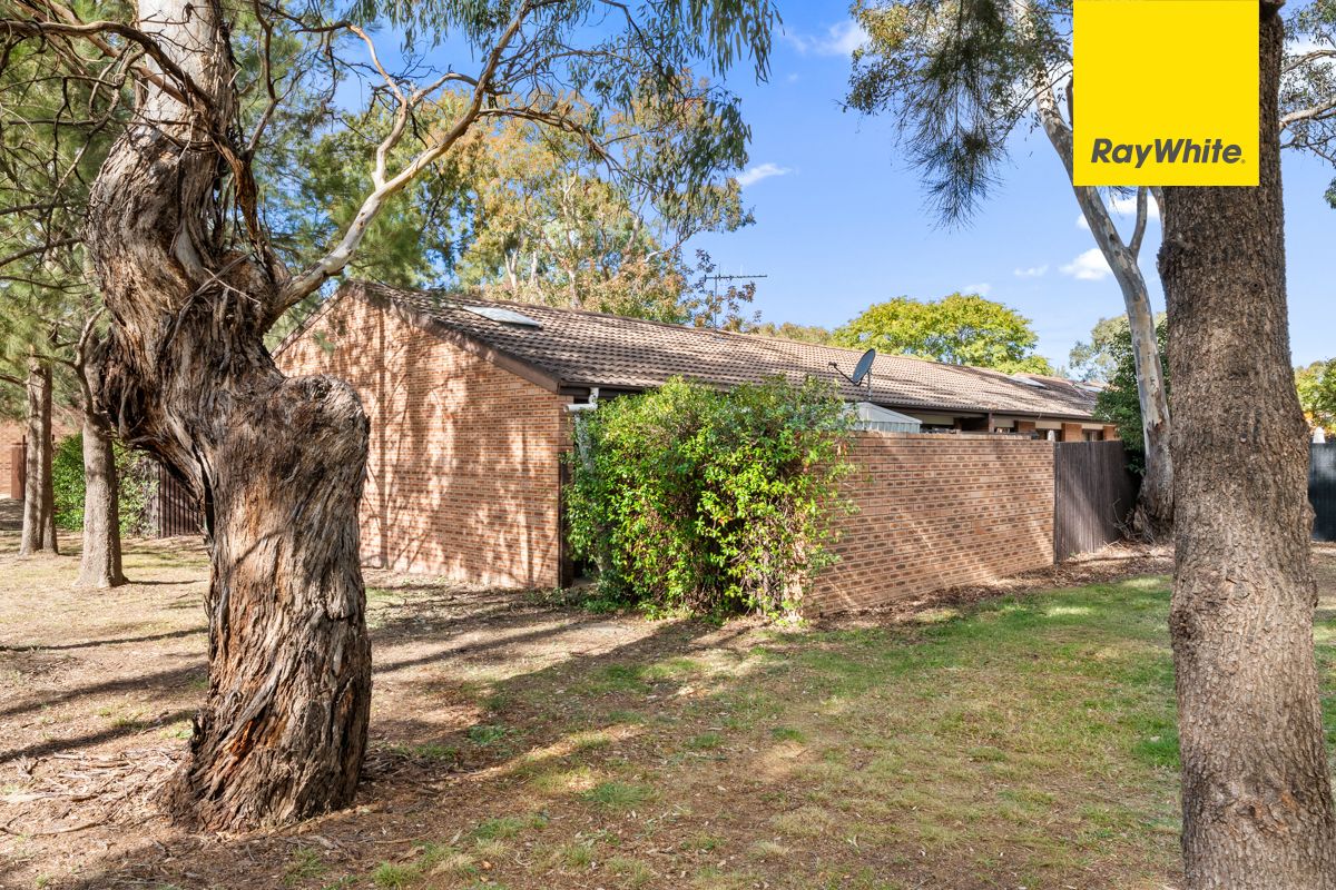 30/21 Cossington Smith Crescent — photo 16 of 18