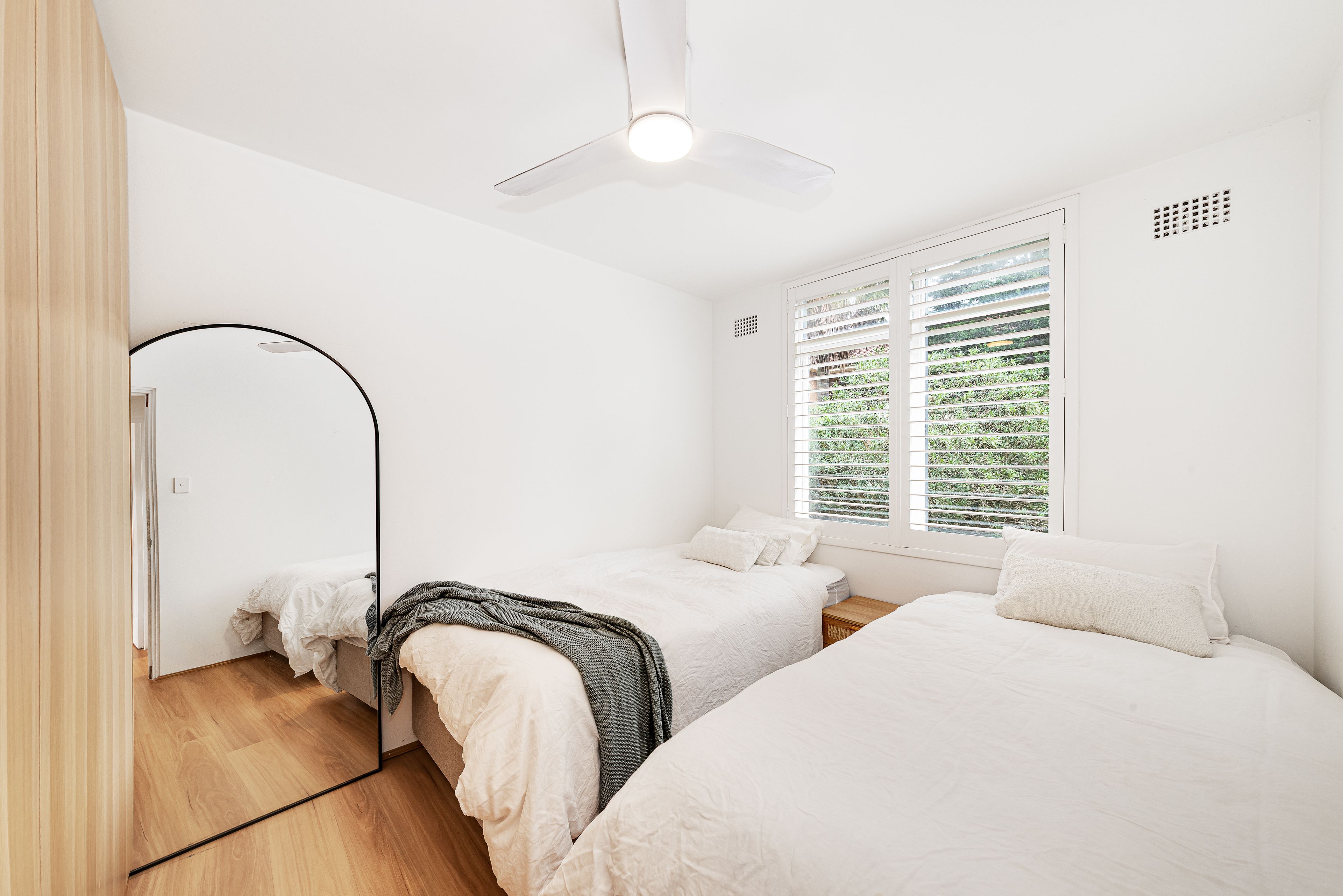 3/31-35 Sutherland Street — photo 3 of 6