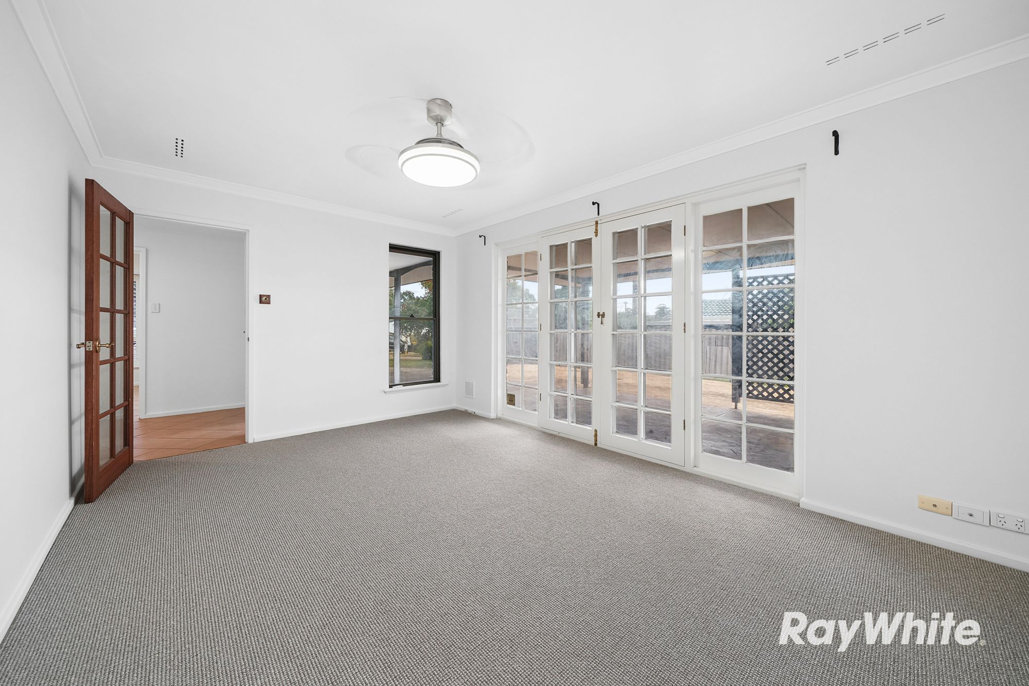 41 Bottlebrush Drive — photo 3 of 23