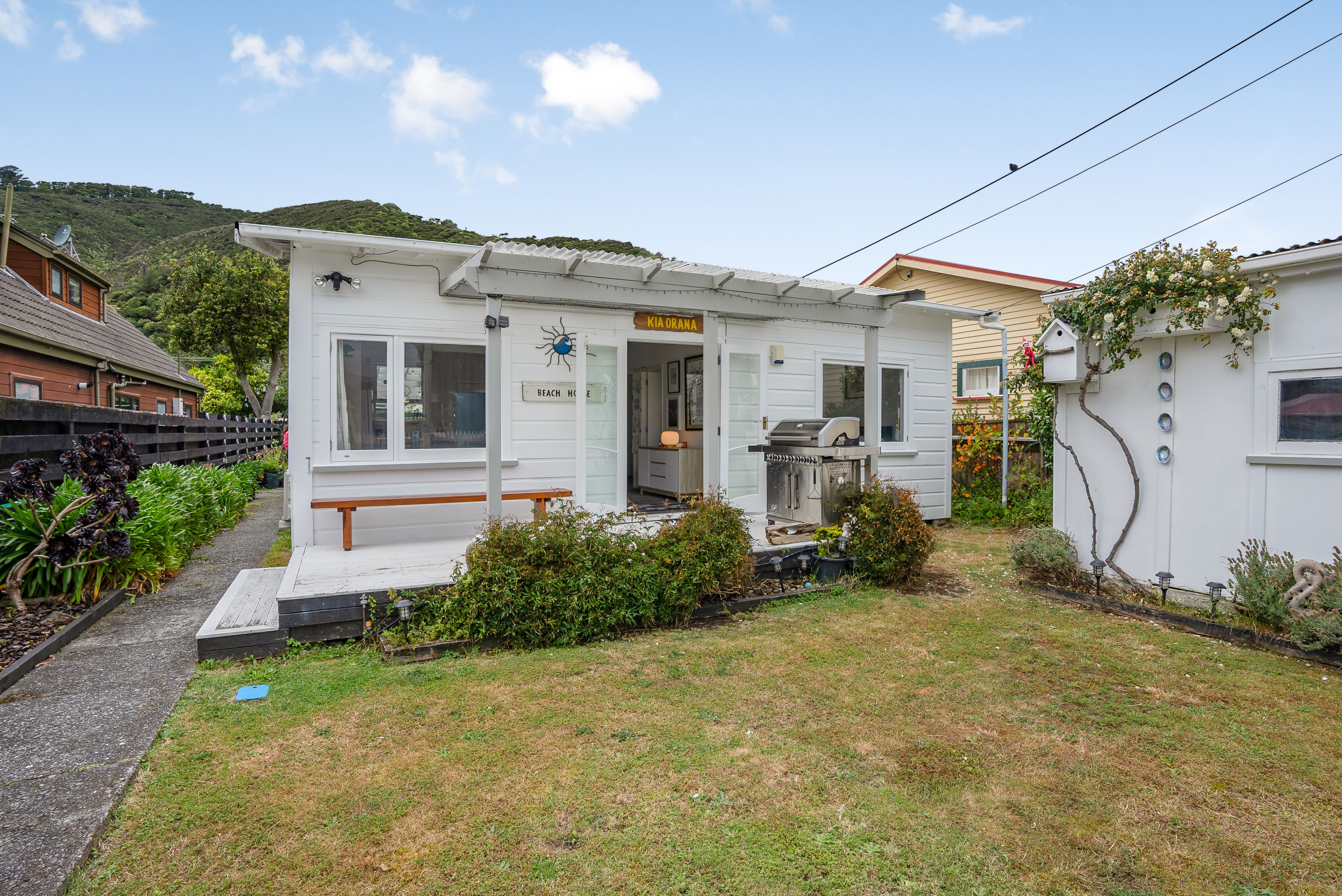 21 Tuatoru Street, Eastbourne, Lower Hutt City