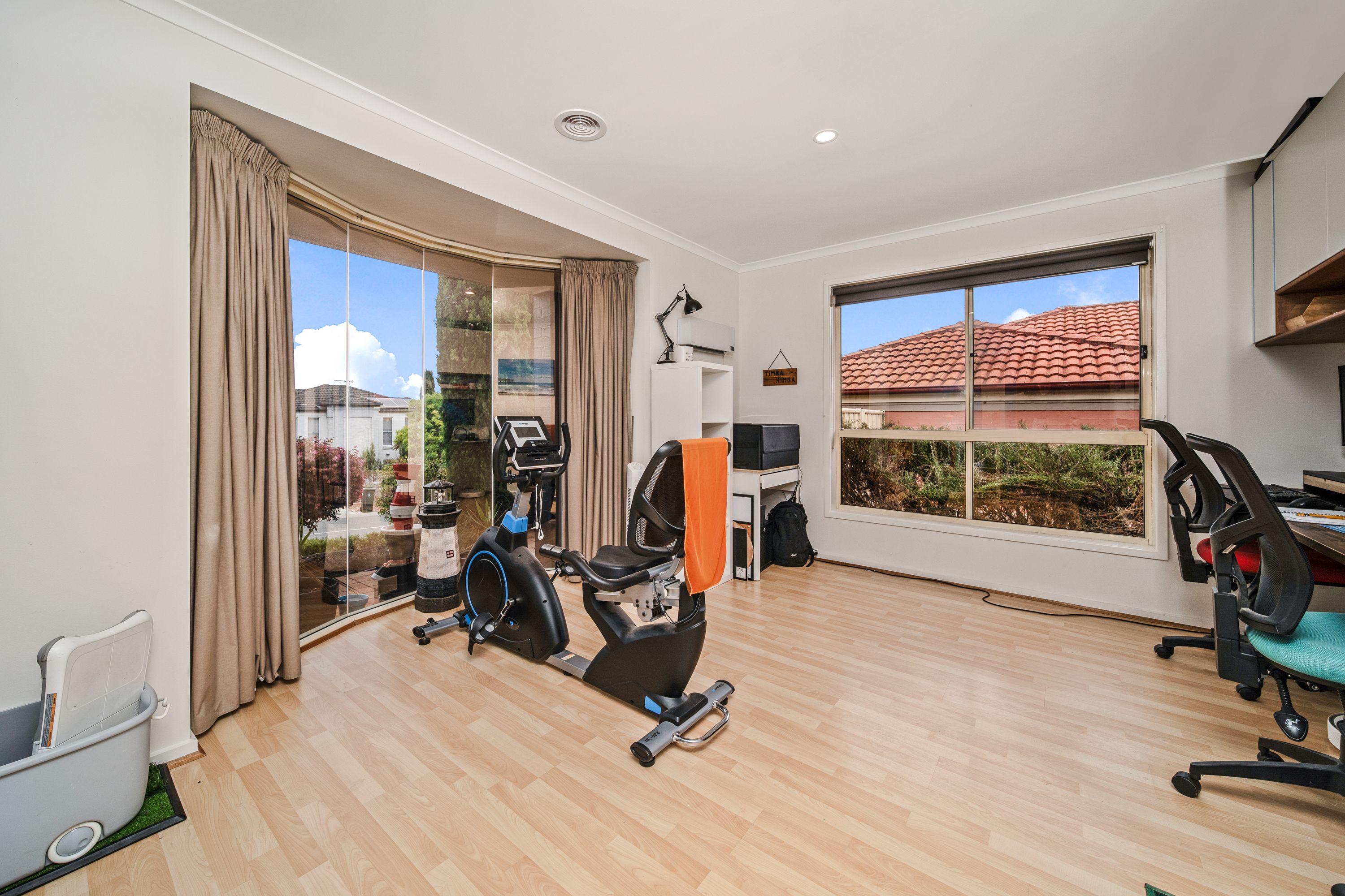 77 Hugh Mckay Crescent, Dunlop, ACT 2615