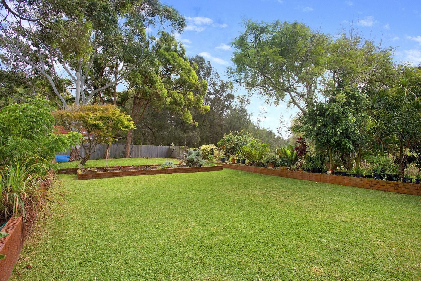 1523 Pittwater Road — photo 3 of 6