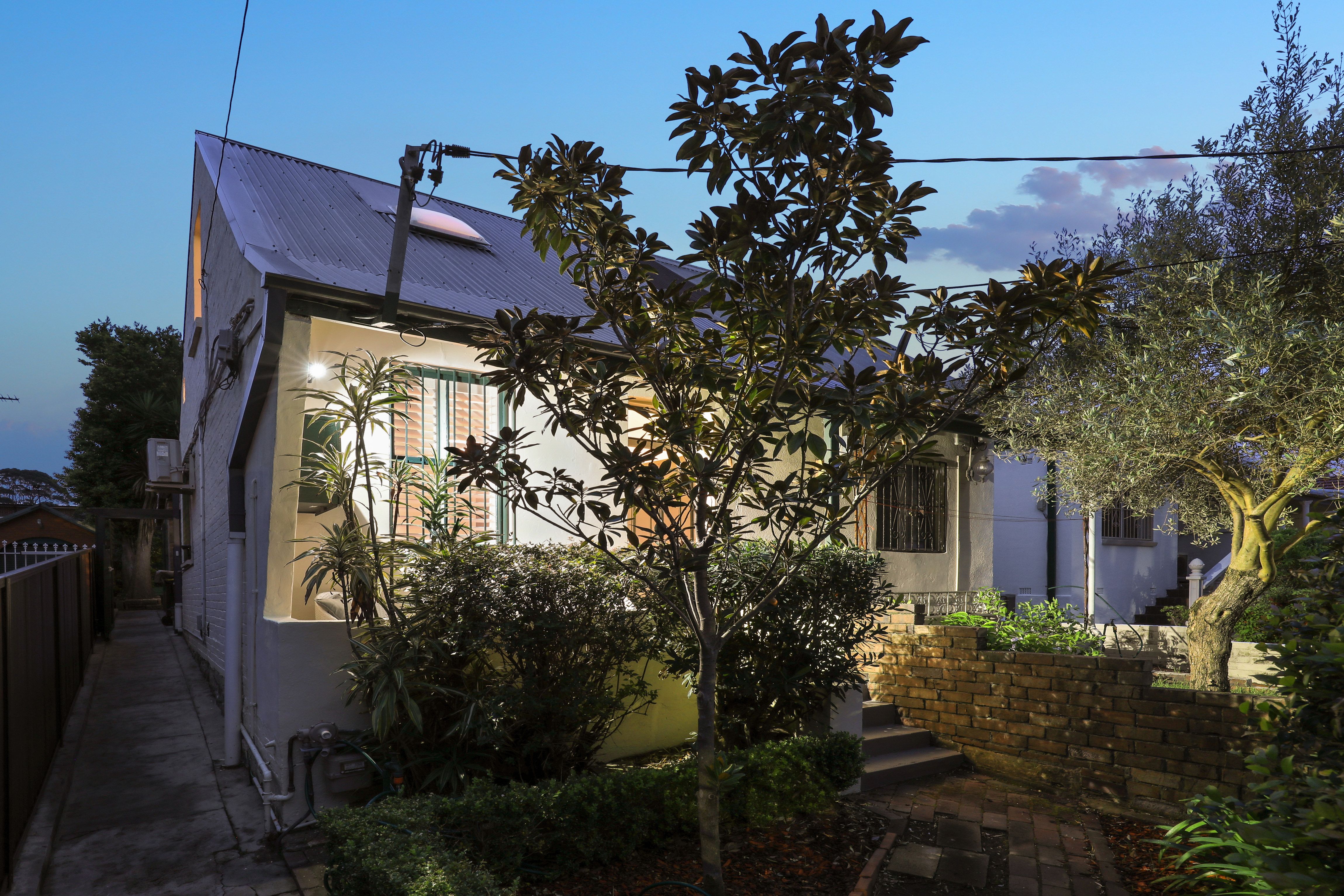 105 Petersham Road, Marrickville NSW 2204