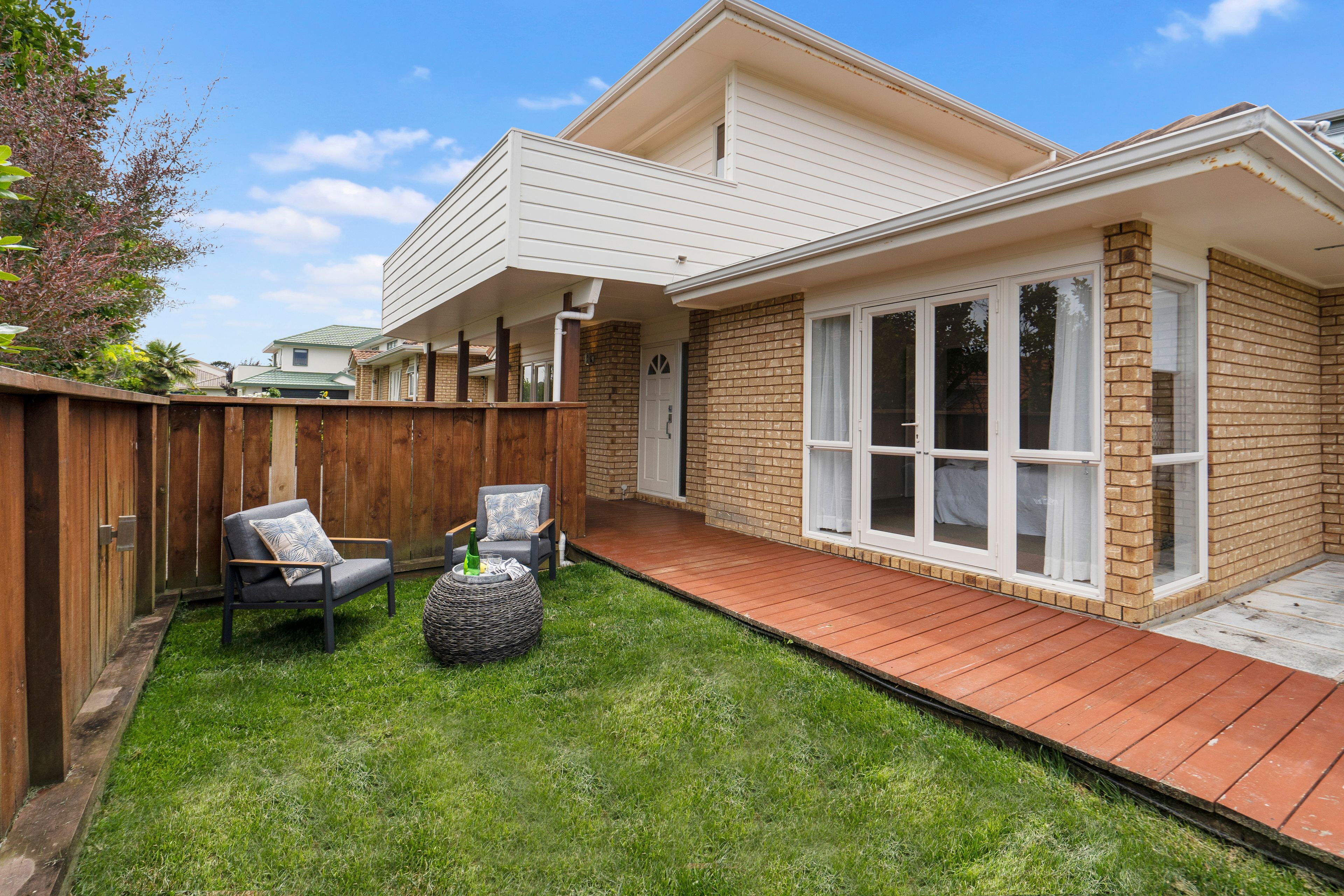 8a Margaret Henry Crescent, Albany, North Shore City