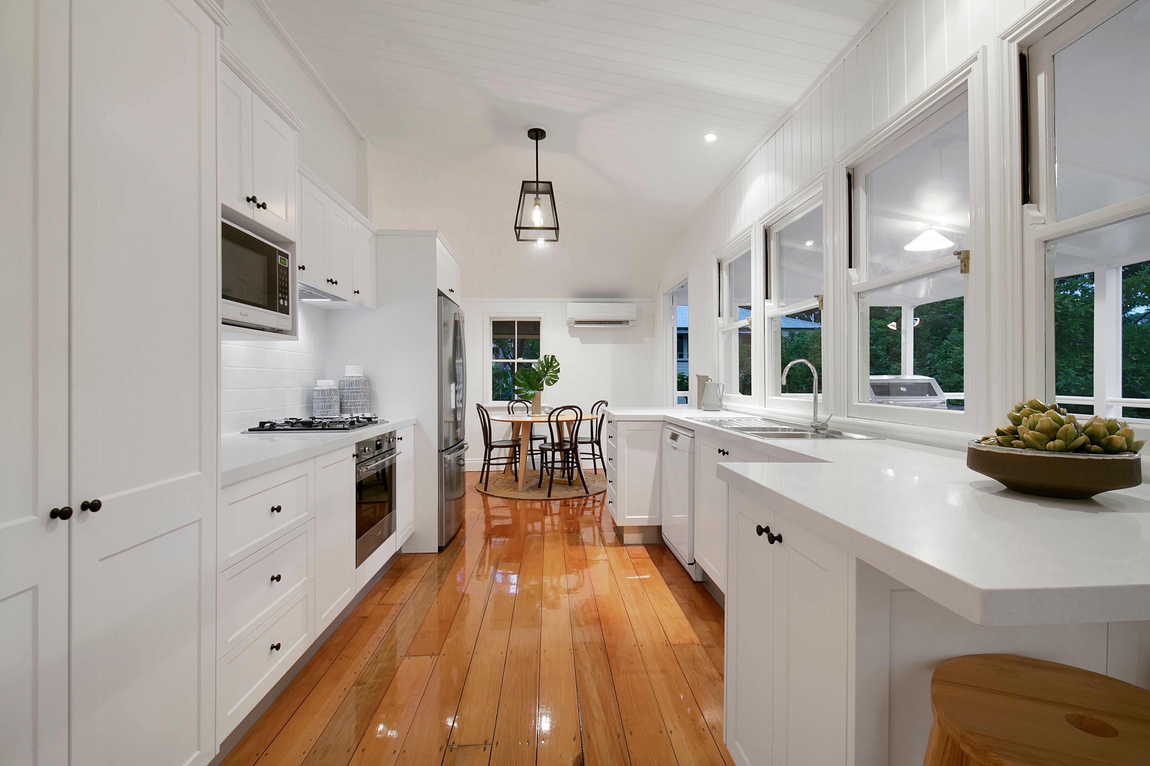 215 Verney Road East, Graceville, QLD 4075