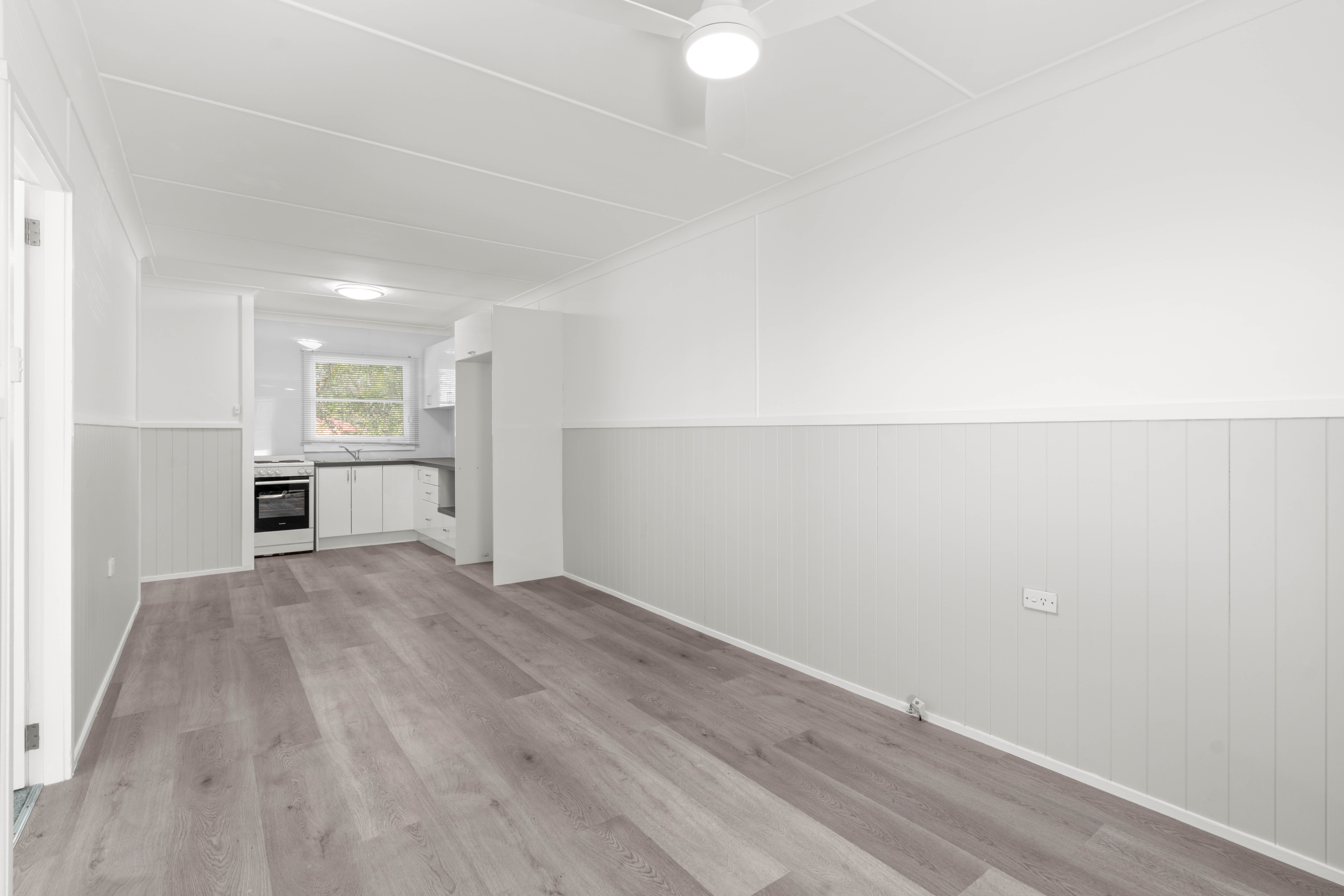 183 Kinghorne Street — photo 9 of 24