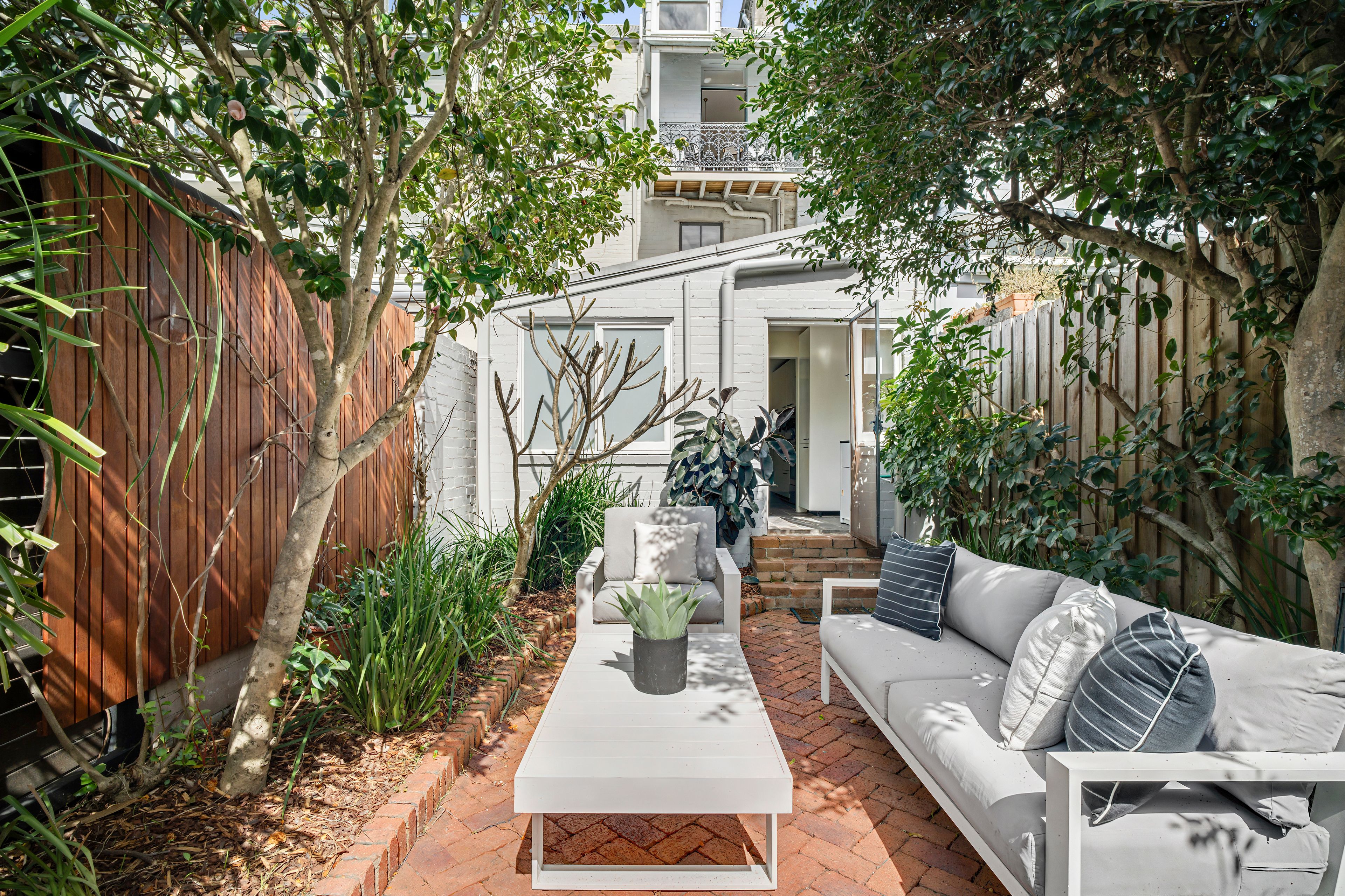 8 Olive Street — photo 2 of 30