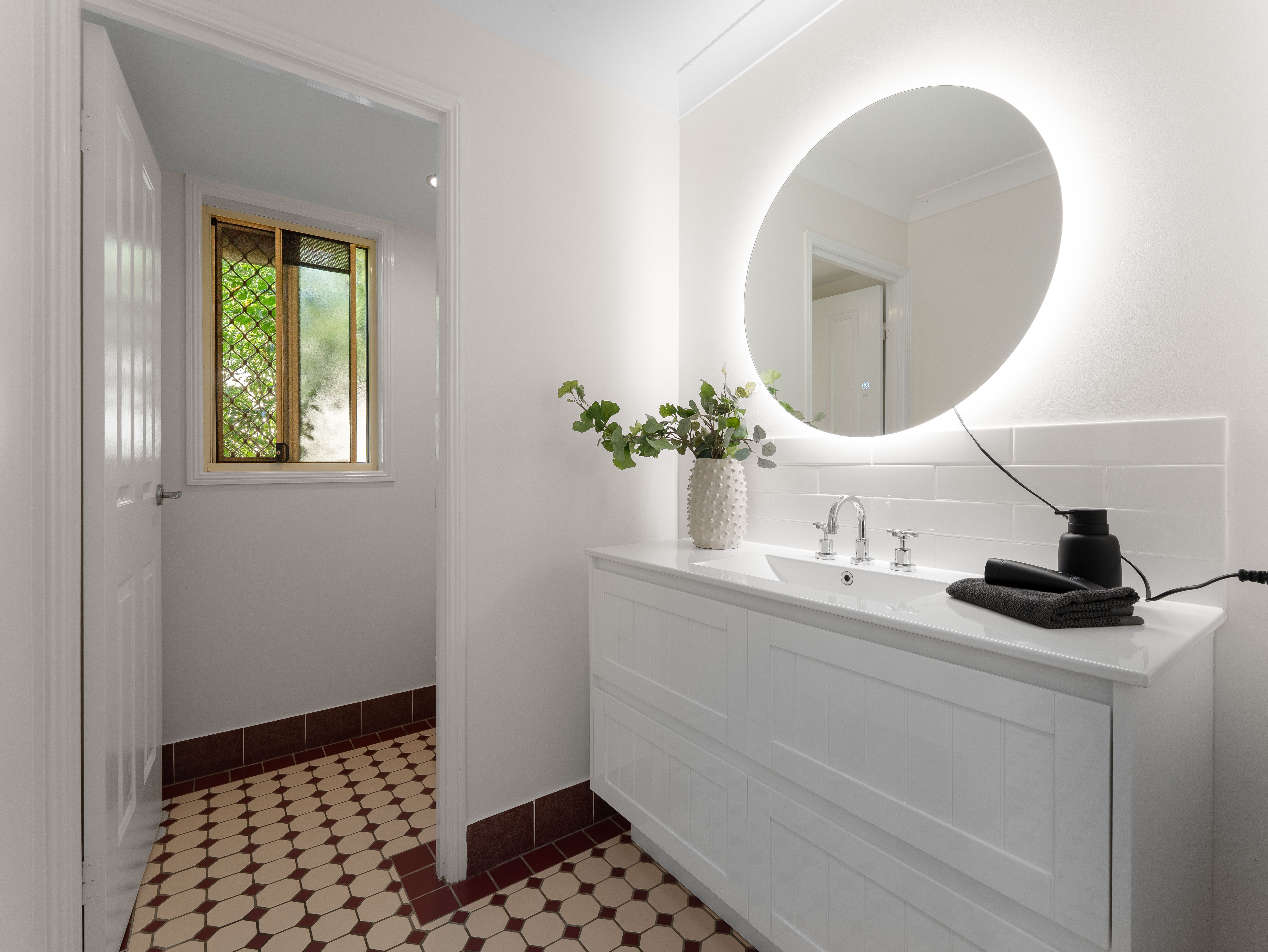 7 Howard Court — photo 14 of 25