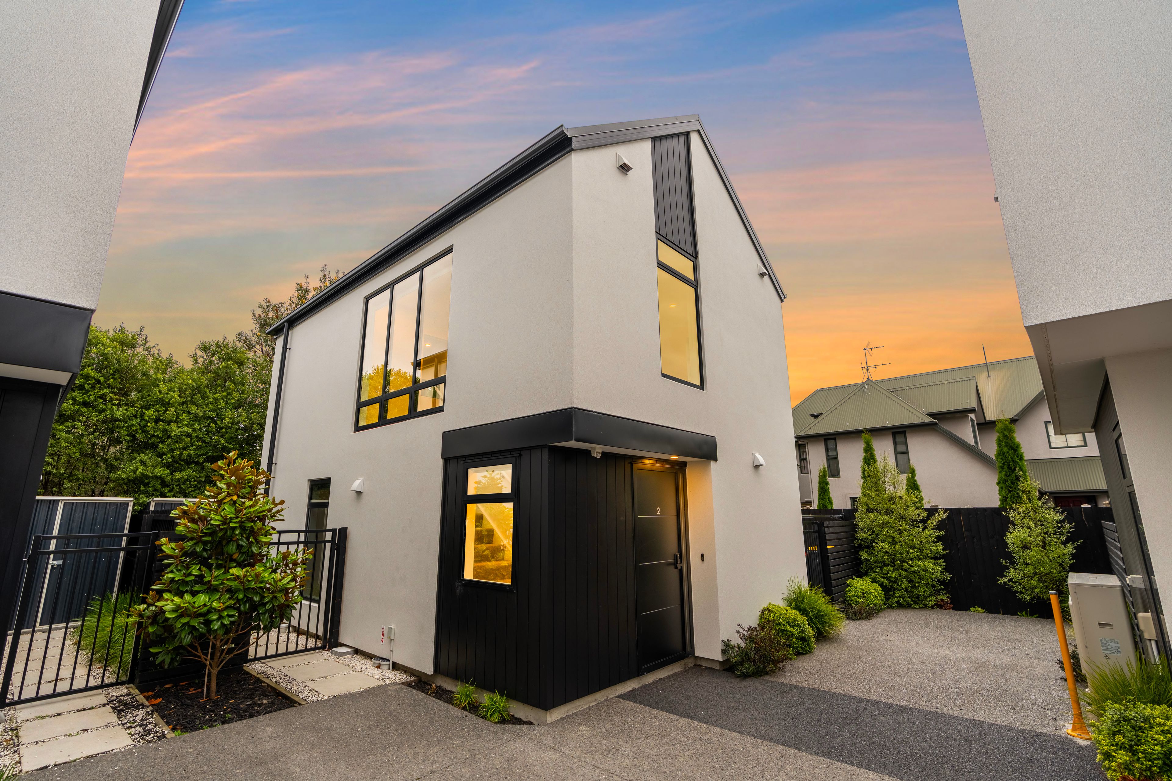 2/10 Brockworth Place, Riccarton, Christchurch City 8041 - Sold ...