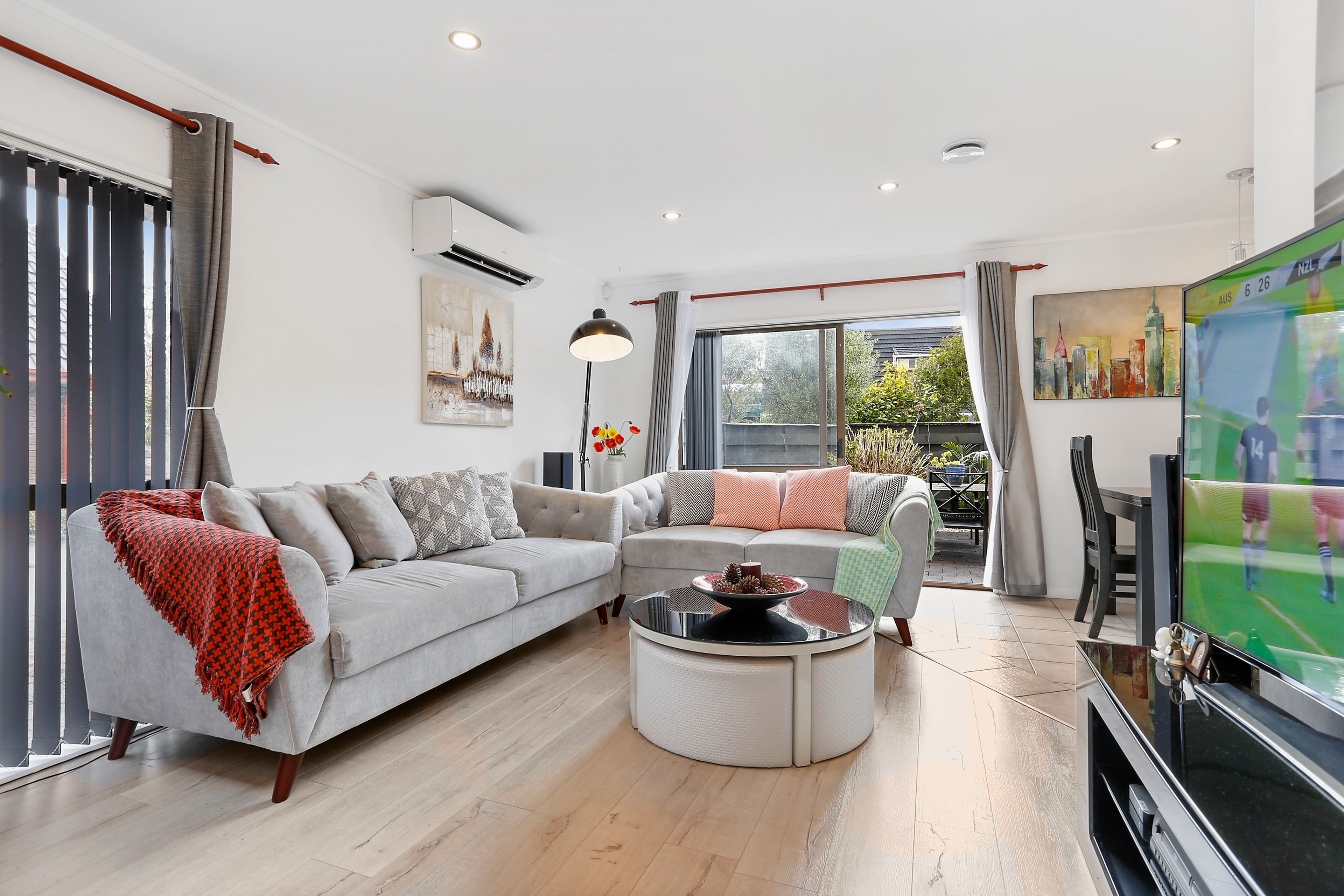 2/73 Hattaway Avenue, Bucklands Beach, Manukau City