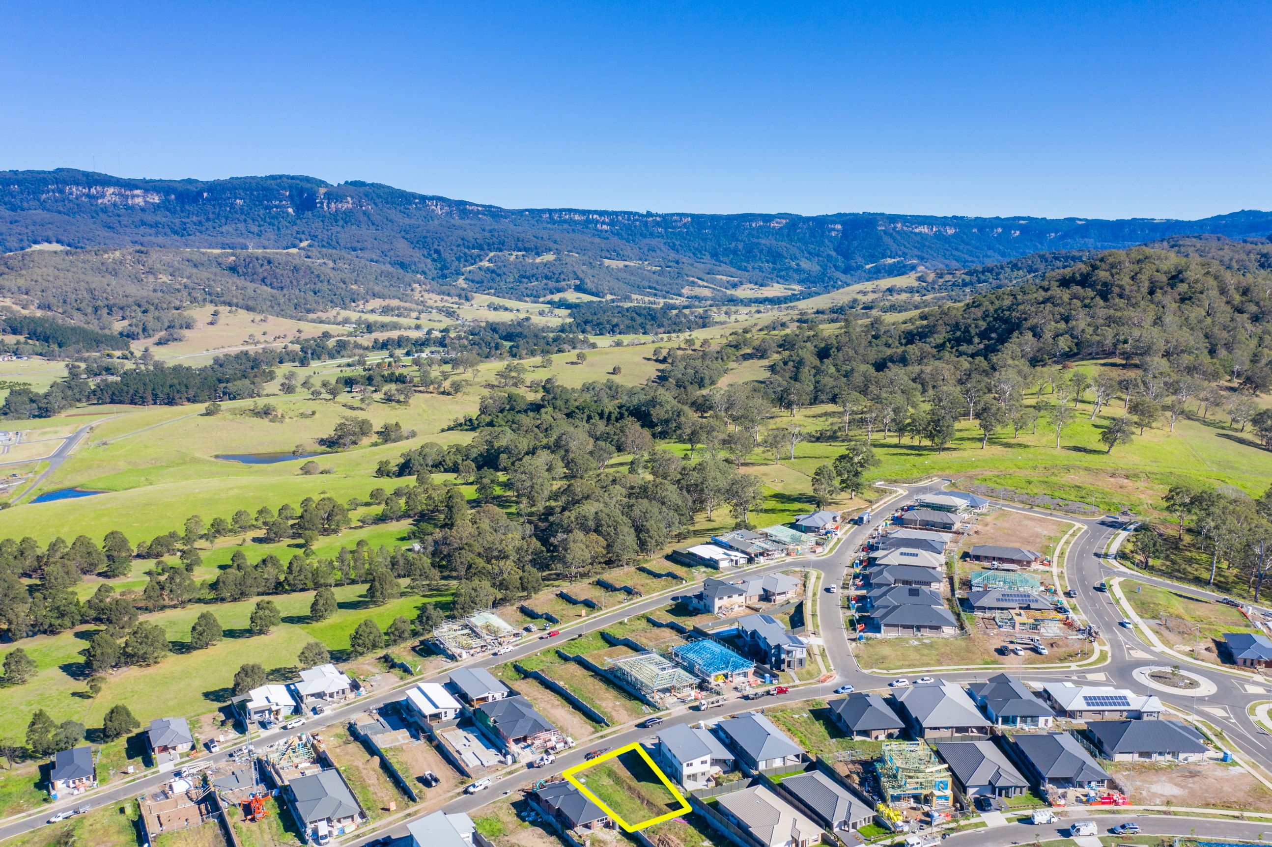 16 Brotheridge Avenue, Calderwood NSW 2527