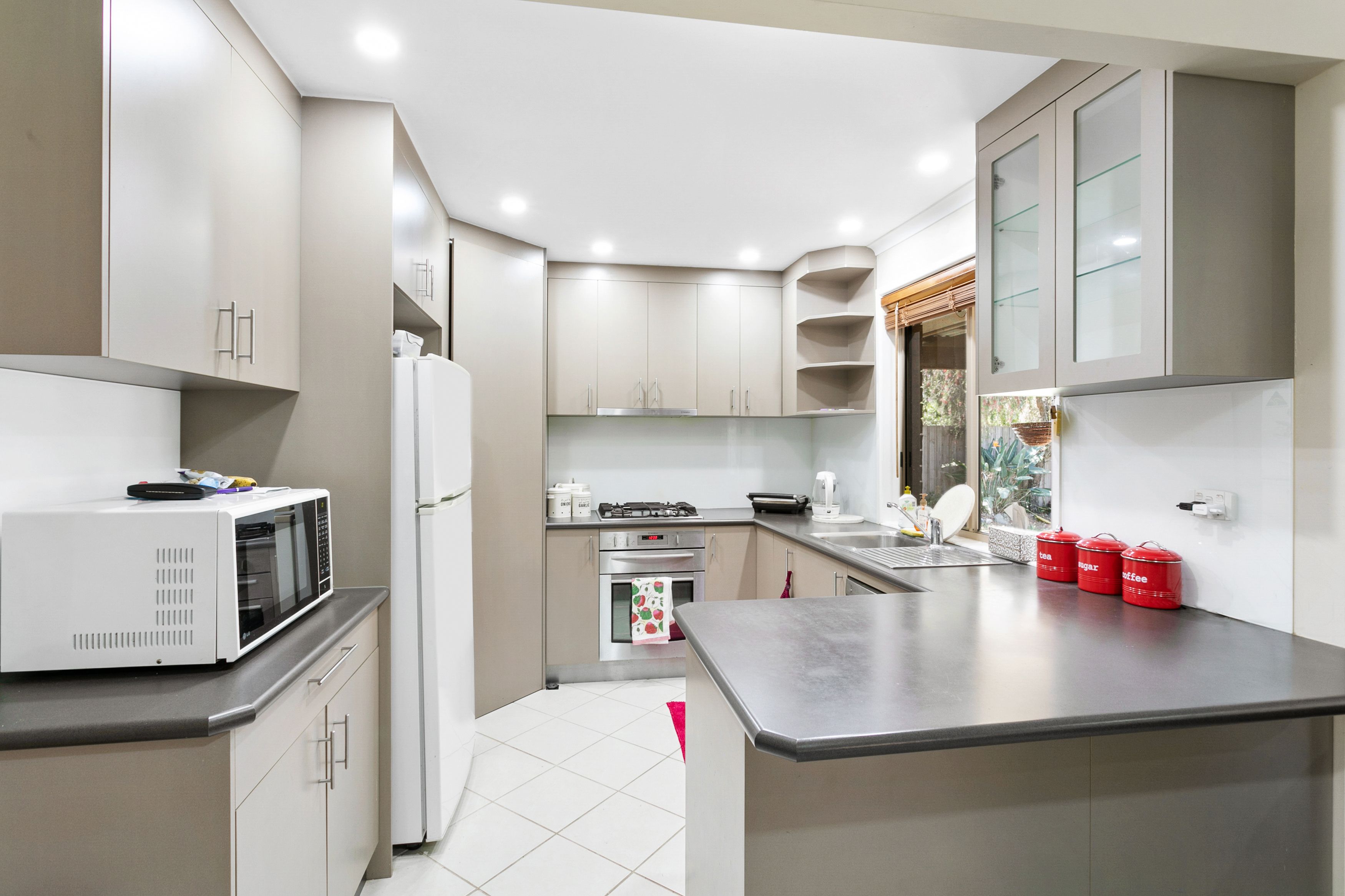 8 Arafura Court, Kippa-Ring, QLD 4021