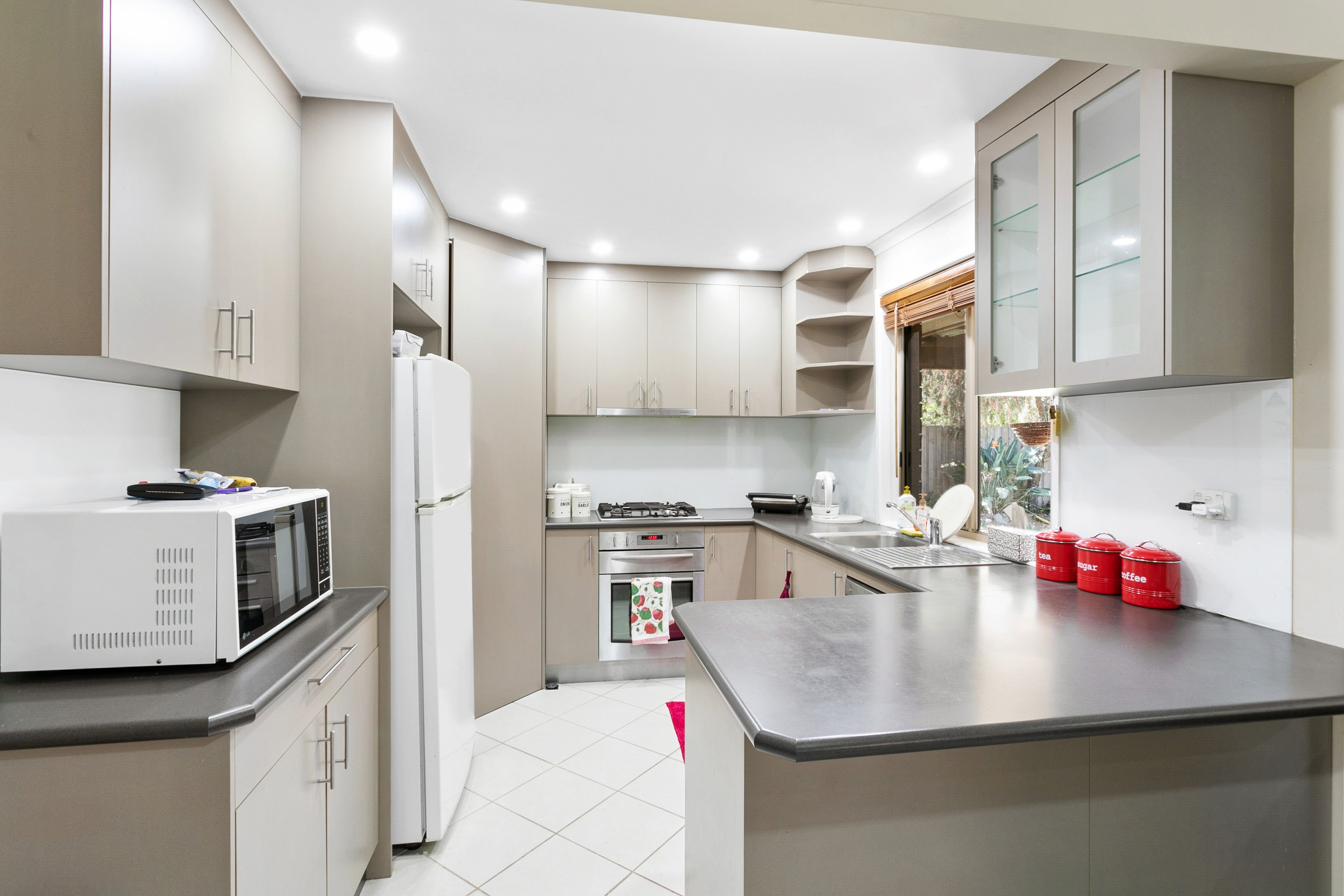 8 Arafura Court, Kippa-Ring, QLD 4021