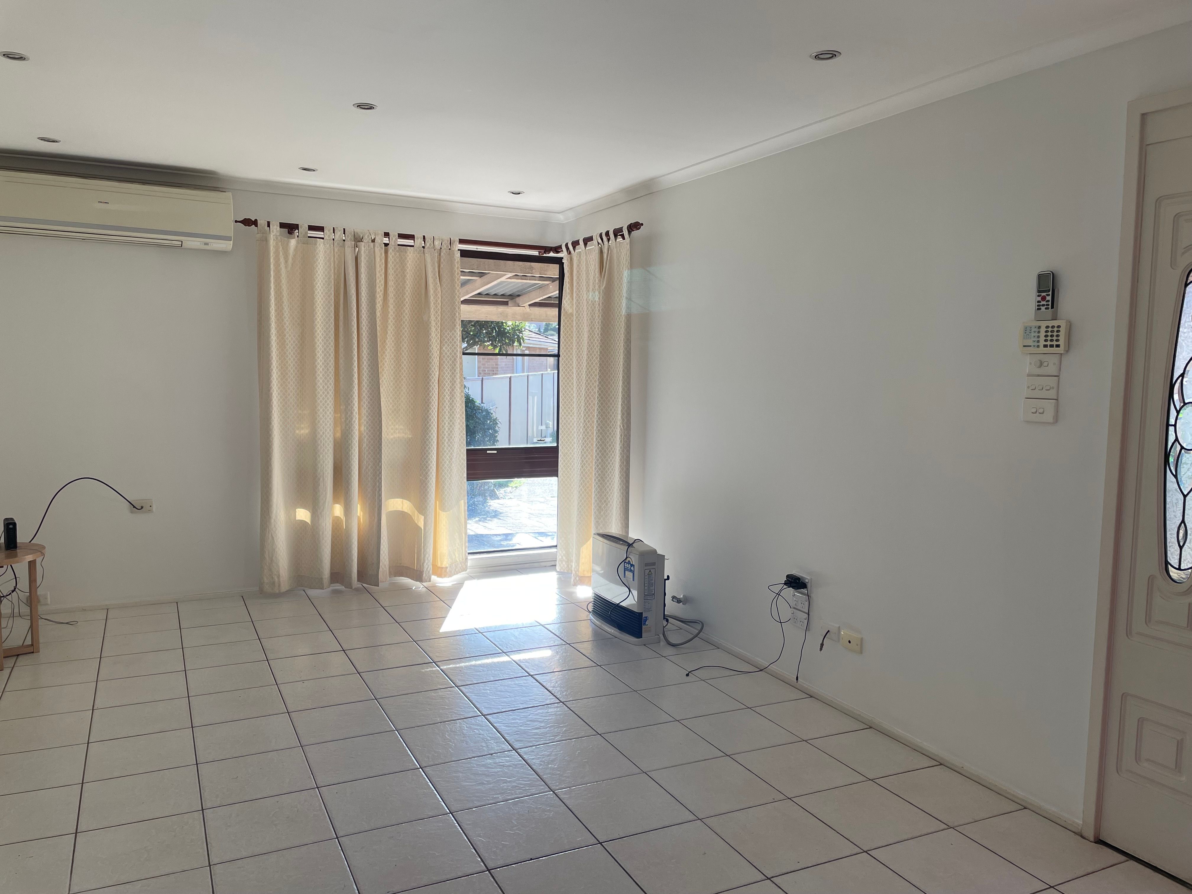 10 Marciano Close, Edensor Park, NSW 2176