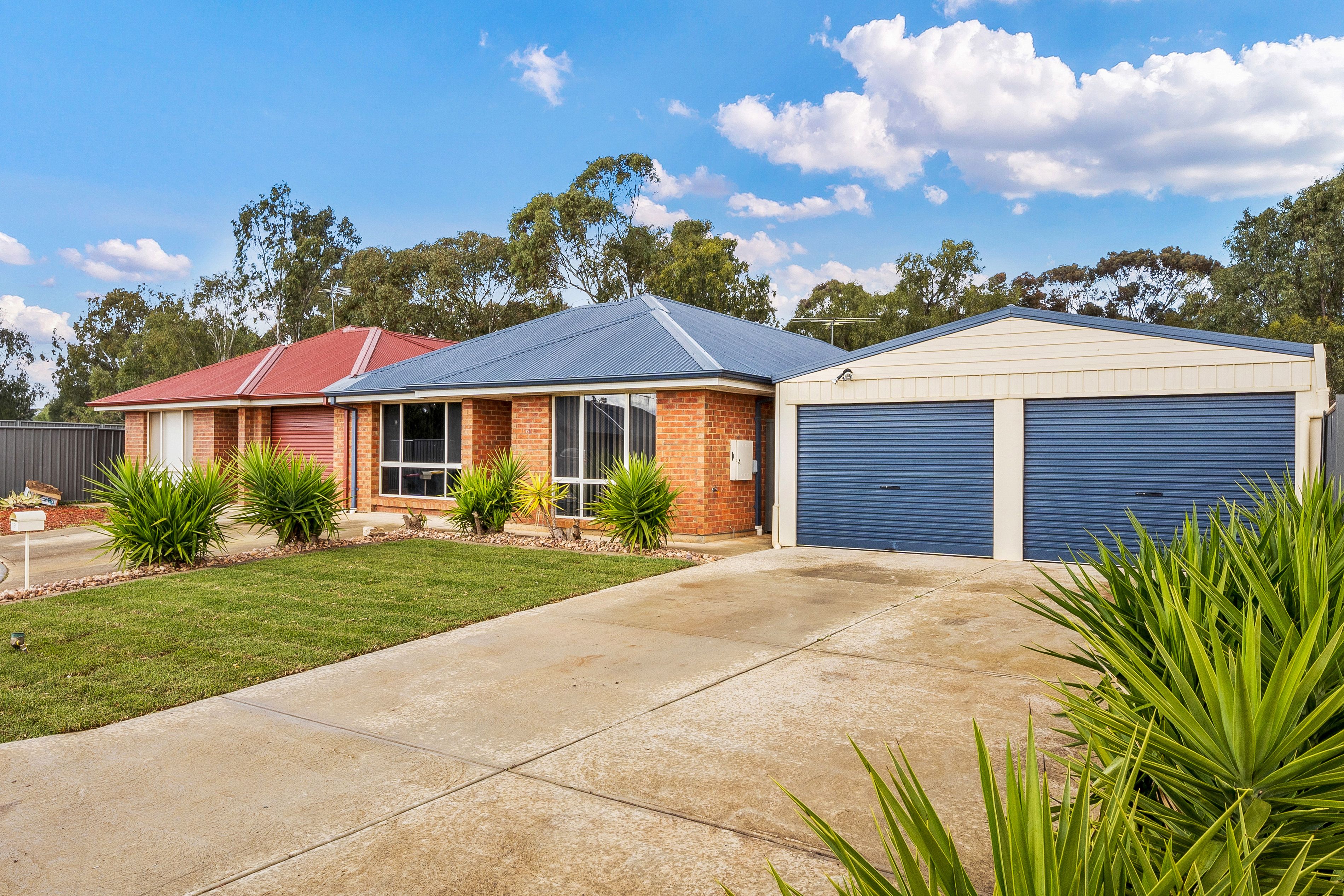 19 Hamra Drive, Smithfield, SA 5114