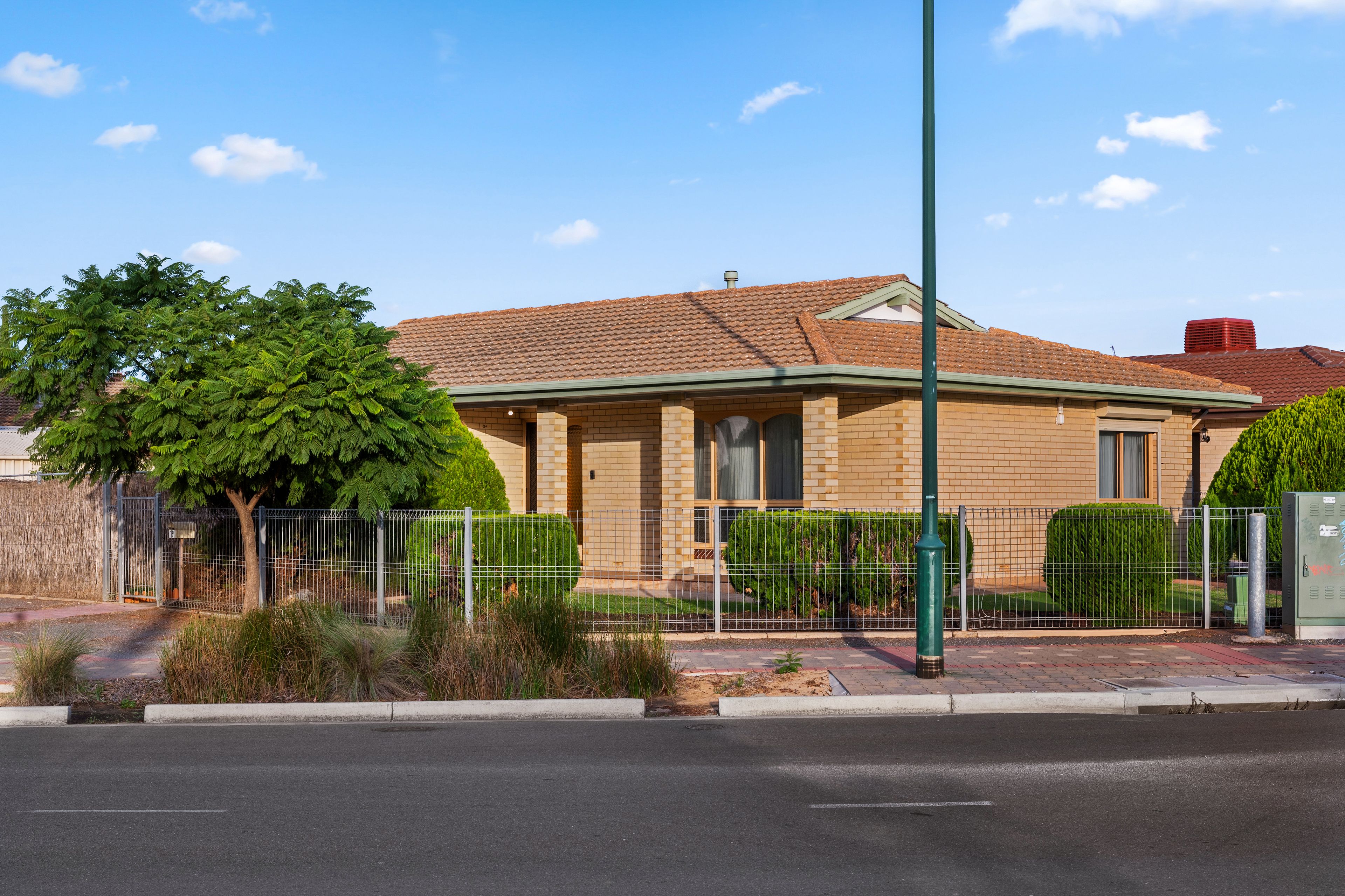 19 Finniss Street — photo 12 of 12