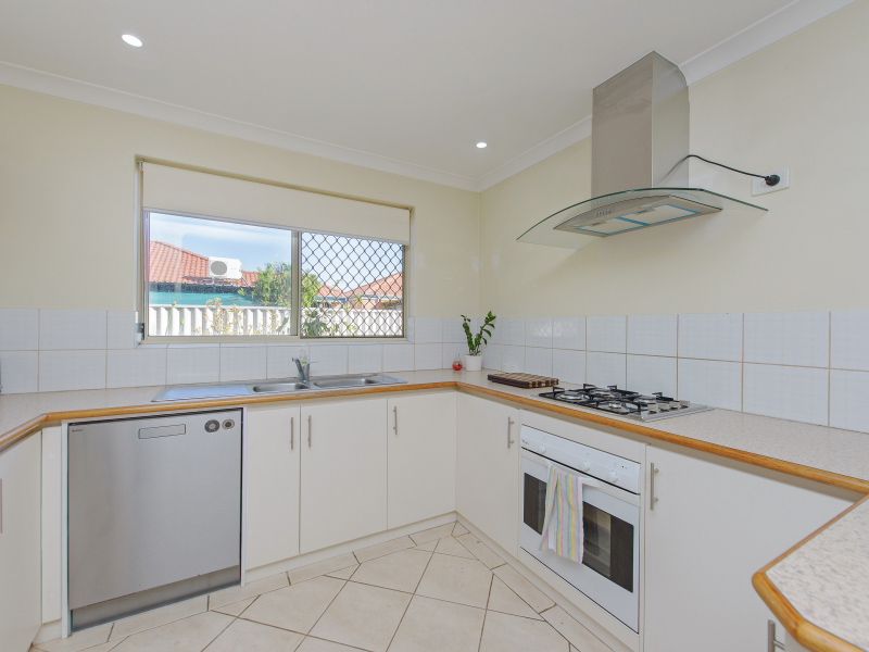 1/150 Leake Street, Belmont, WA 6104