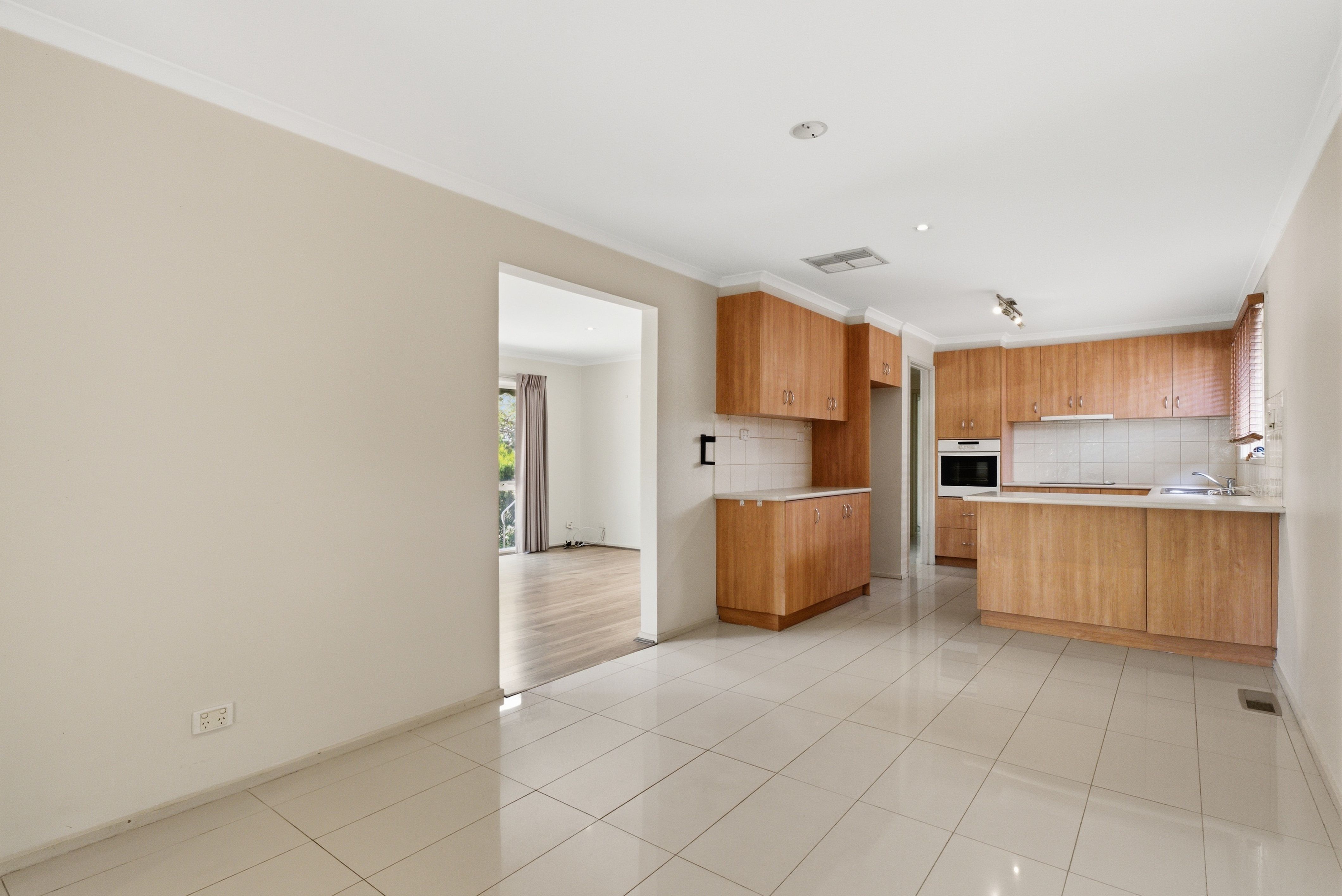1/94 Heatherdale Road, Mitcham, VIC 3132