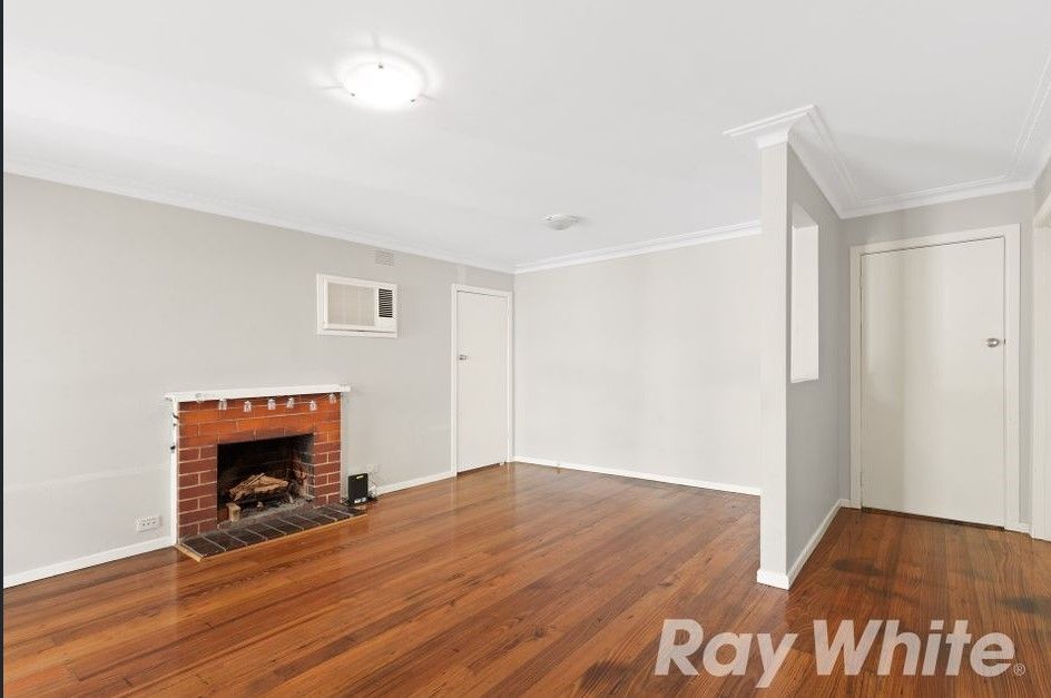 11 Henry Road, Wantirna South, VIC 3152