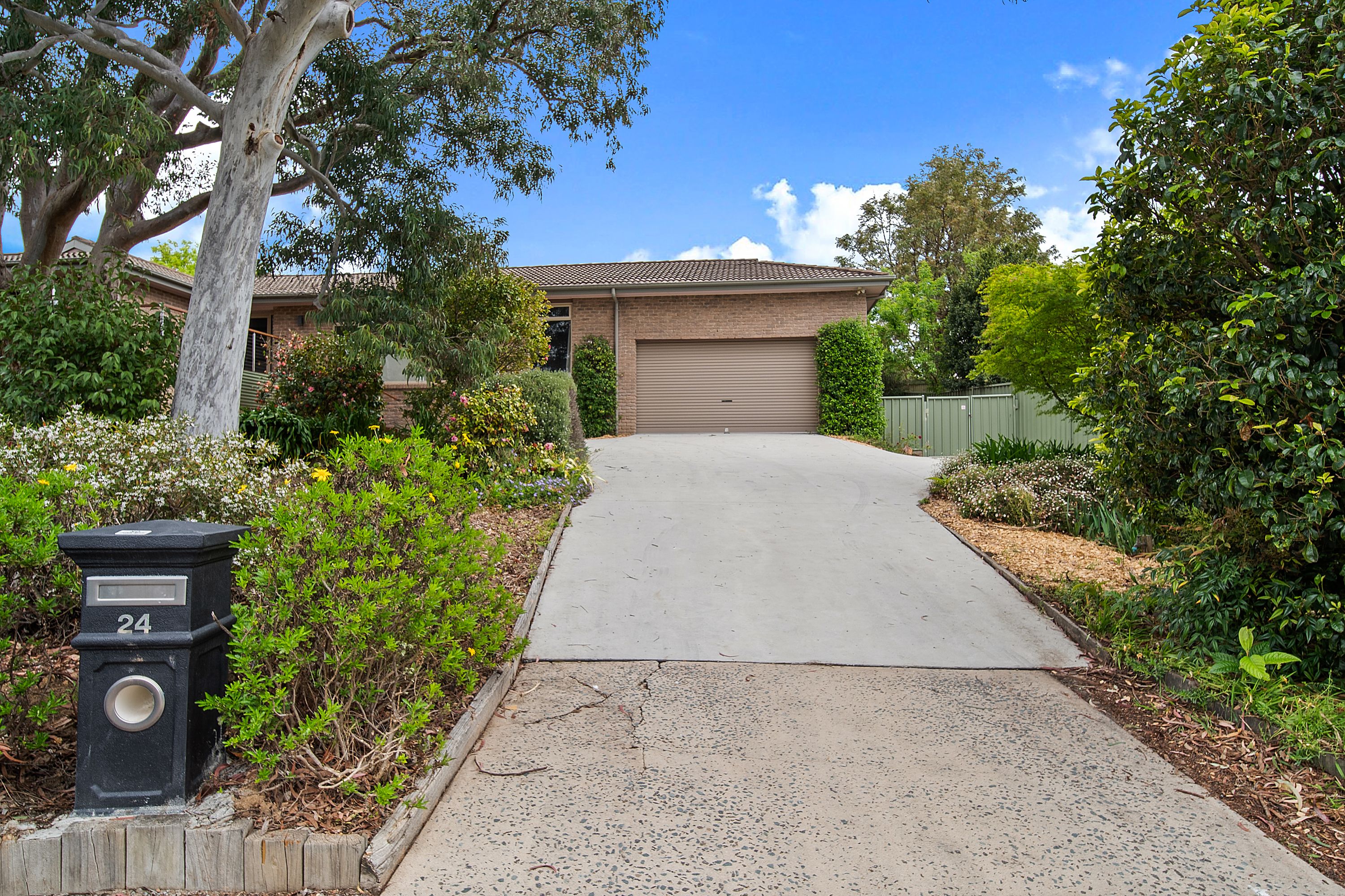 24 Magrath Crescent, Spence, ACT 2615