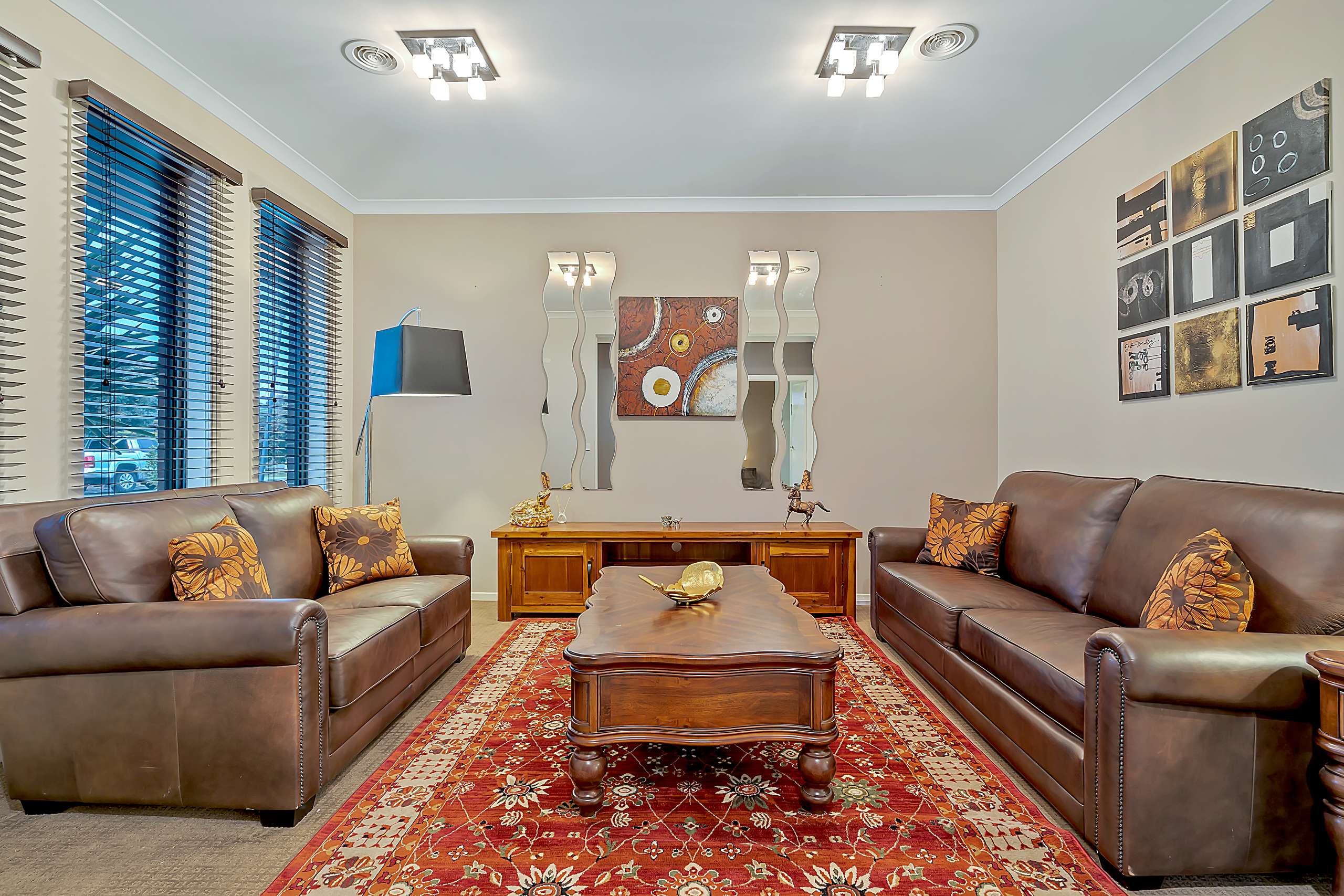 8 Millstream Pass Craigieburn Vic 3064 Sold House