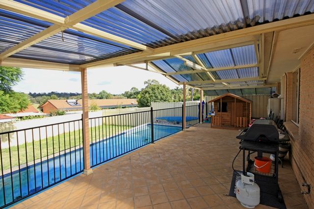 39 Harthouse Drive, Ambarvale, NSW 2560