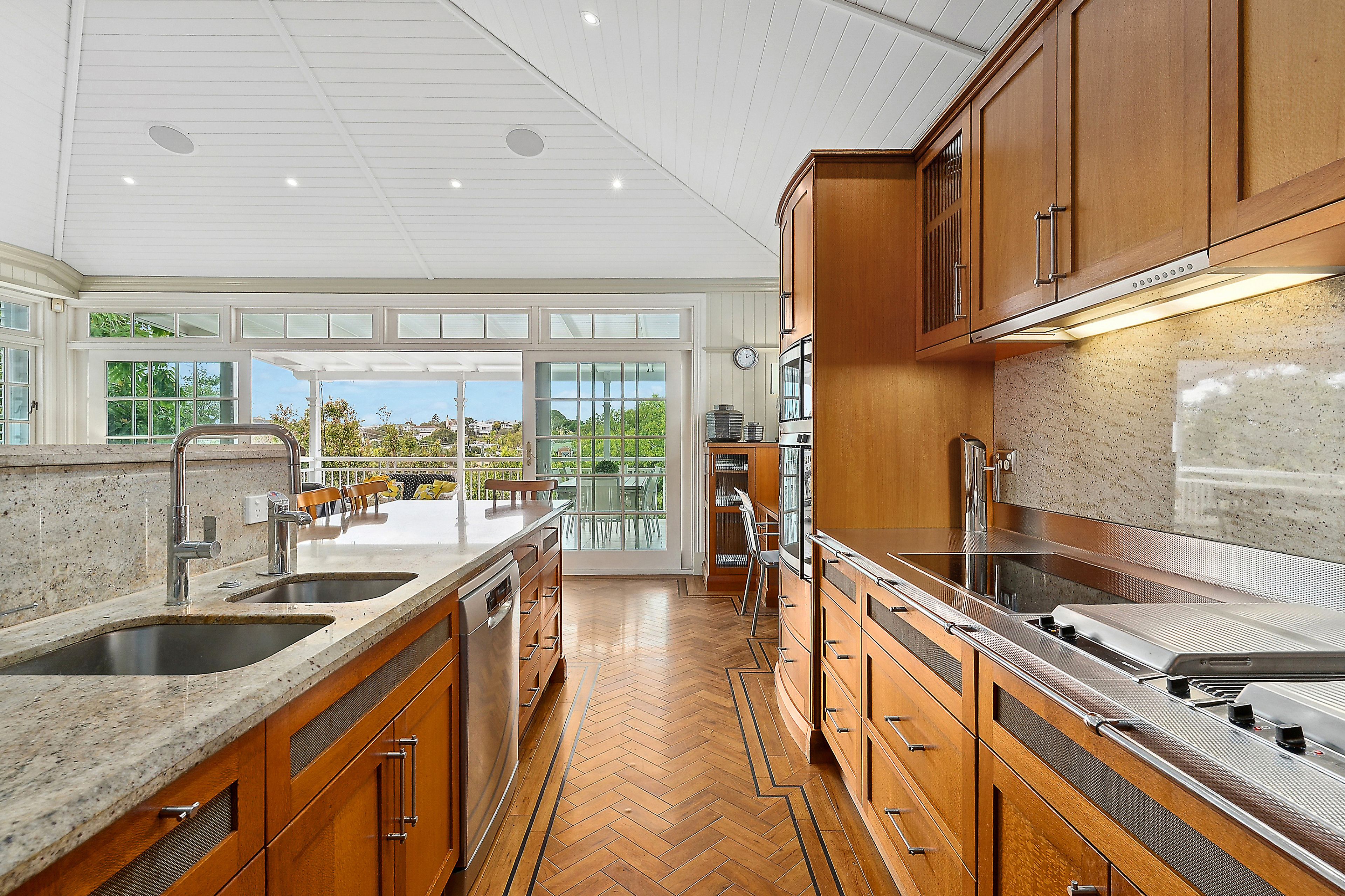21 Collingwood Street — photo 4 of 16