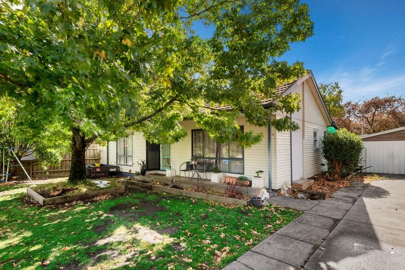 25 Piperita Road, Ferntree Gully, VIC 3156
