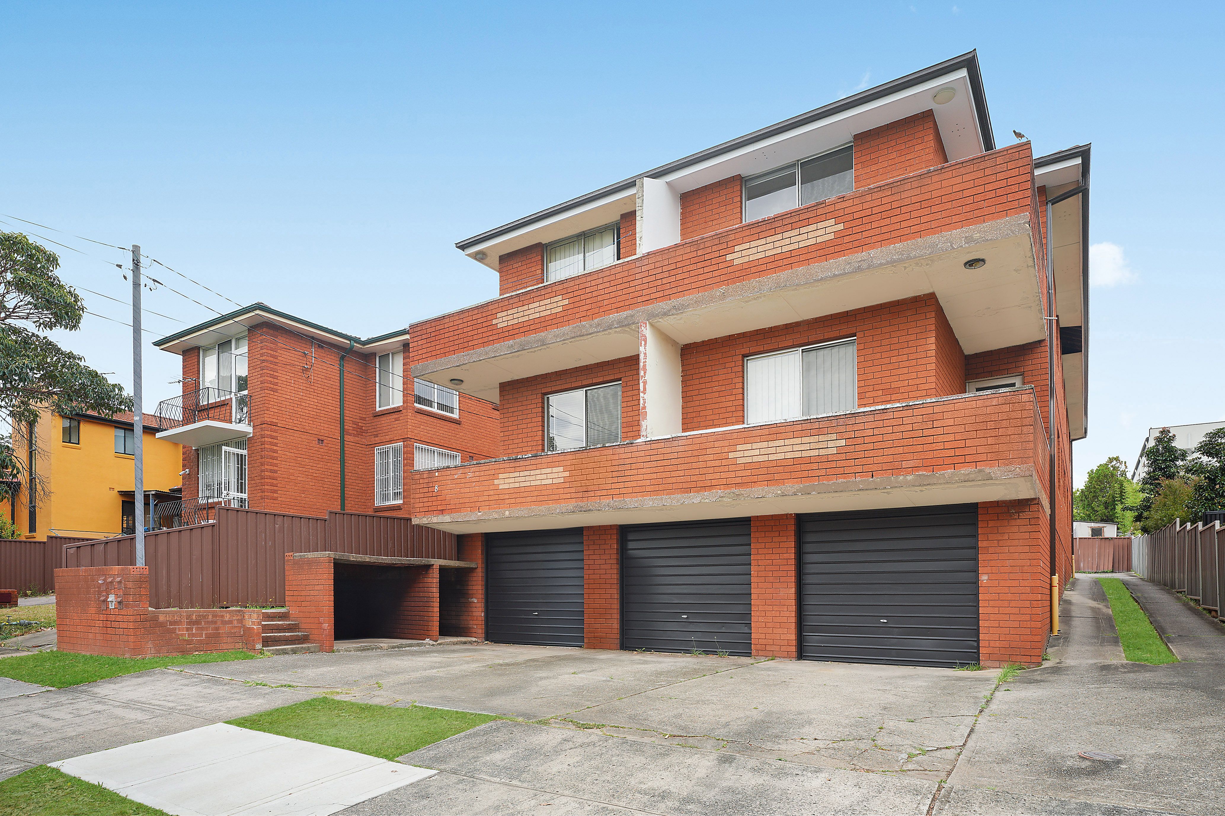8 Beaumont Street , Campsie NSW 2194