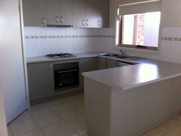 2/4 Delia Street, Oakleigh South, VIC 3167