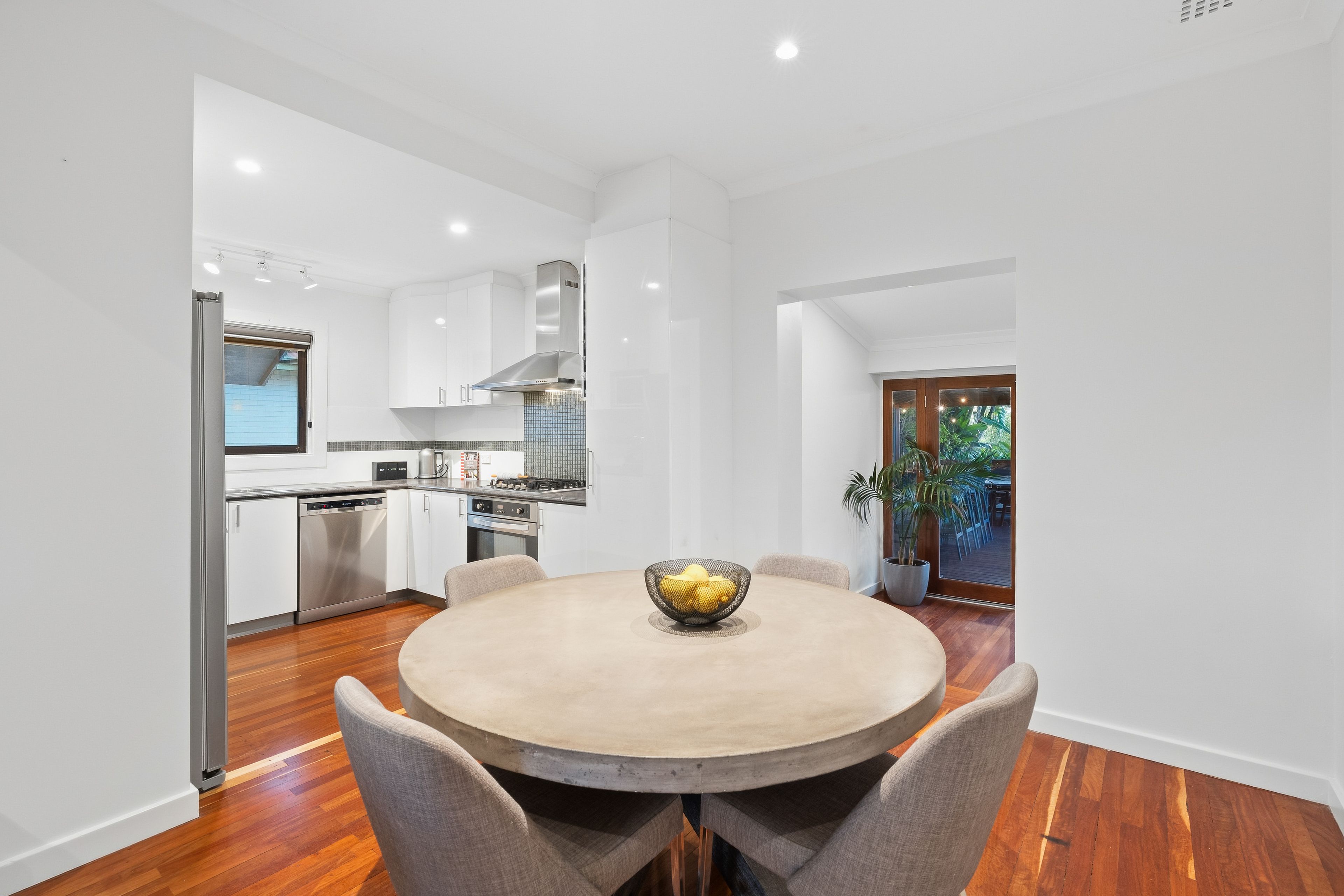 27 Williamson Avenue — photo 10 of 30