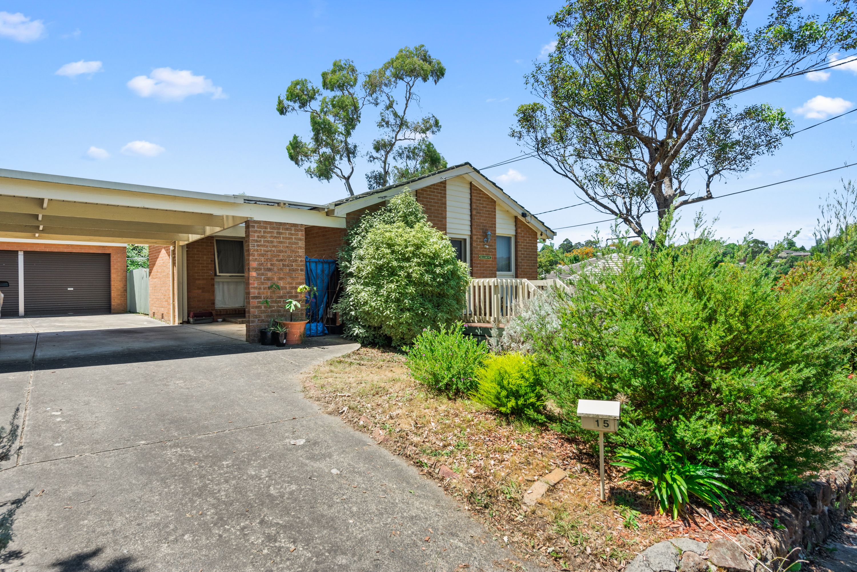 15 Corrong Crescent, Mooroolbark VIC 3138