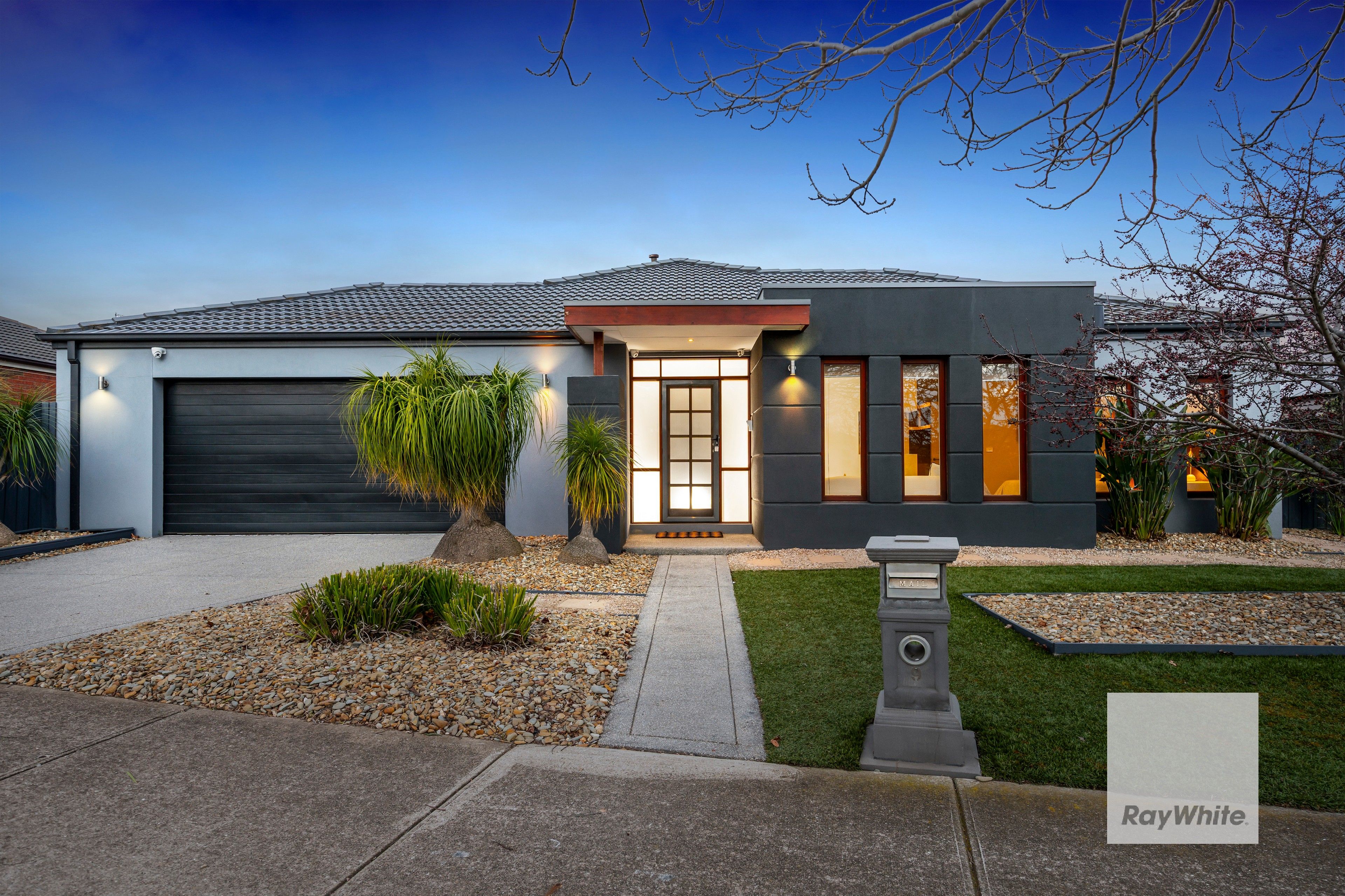 9 Vaucluse Boulevard — photo from Ray White Caroline Springs