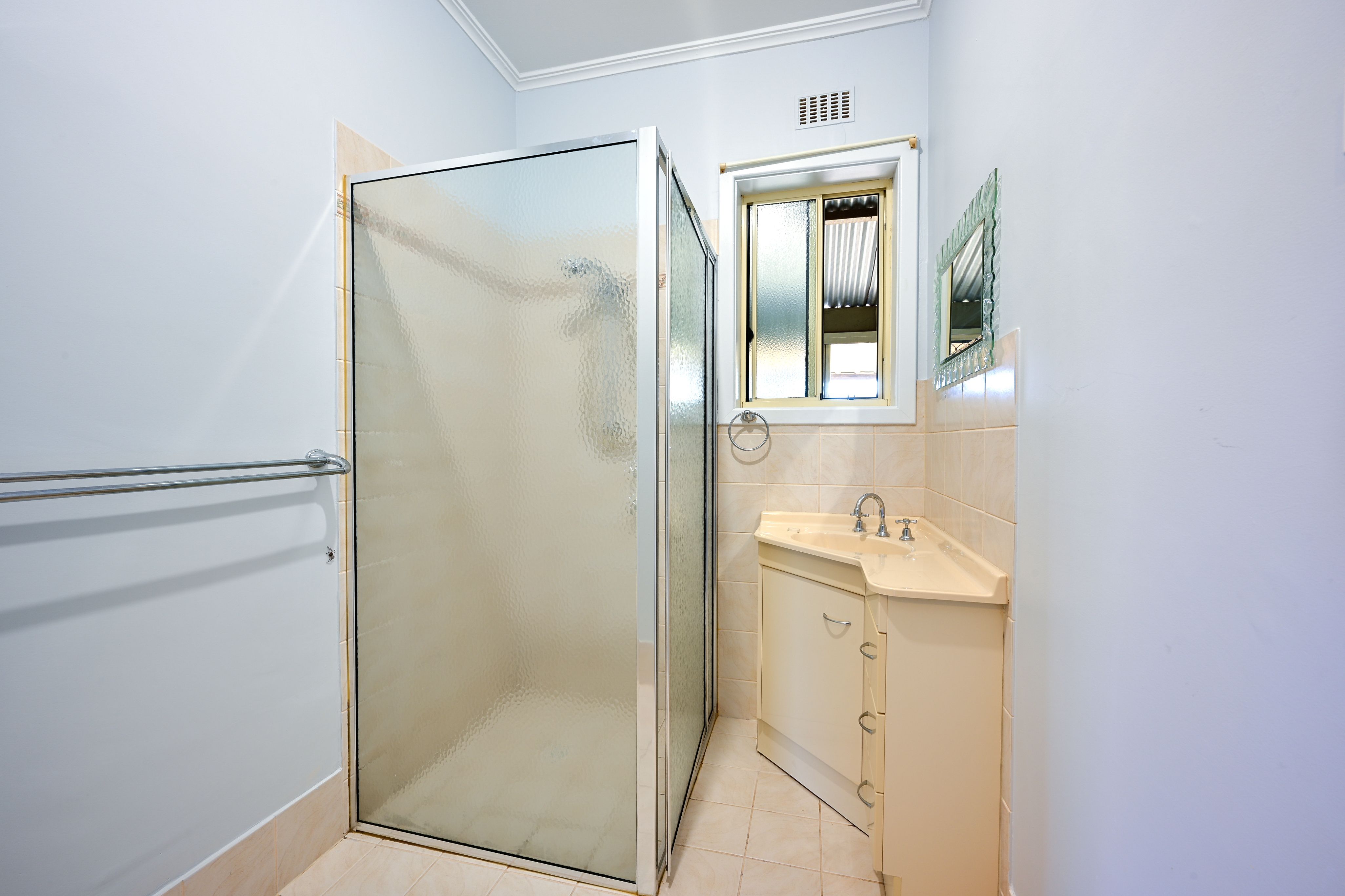 11 Kinnane Street — photo 6 of 14