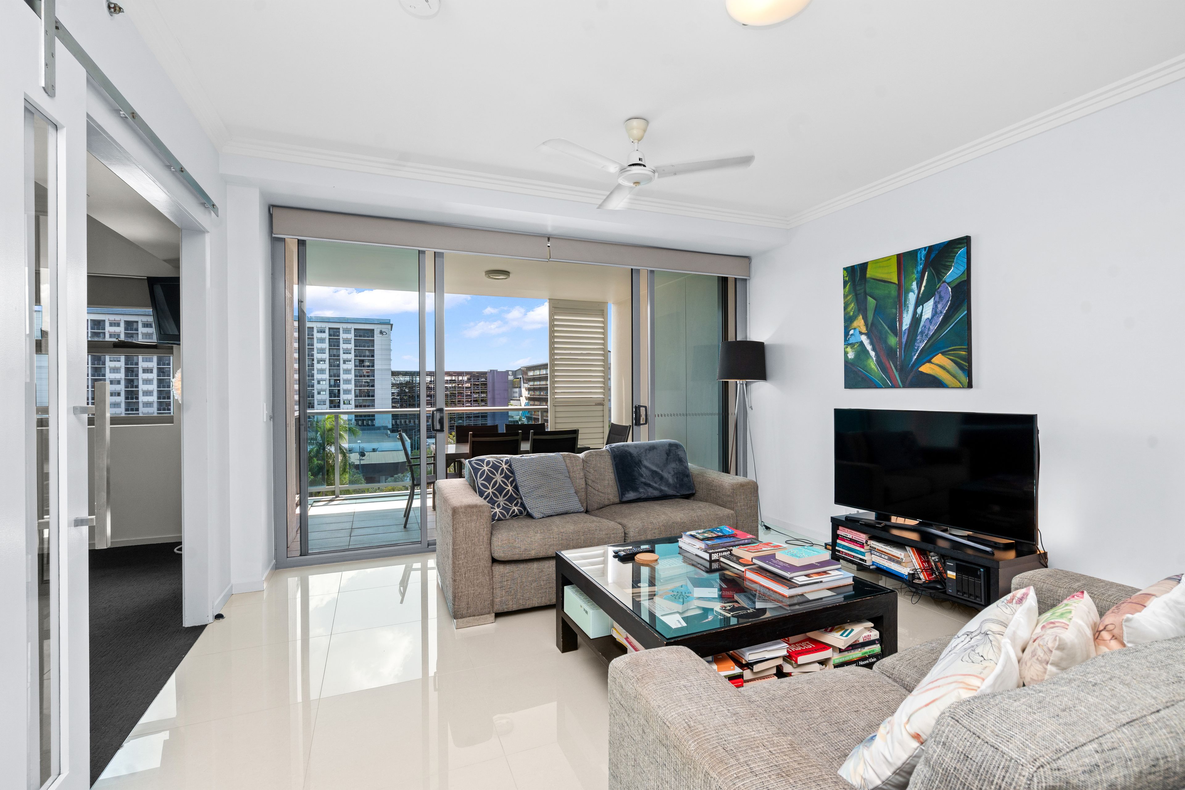 606/102 Esplanade — photo 9 of 25