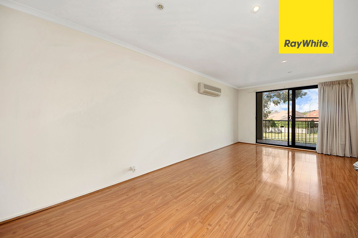 33/22 Lampard Circuit, Bruce, ACT 2617