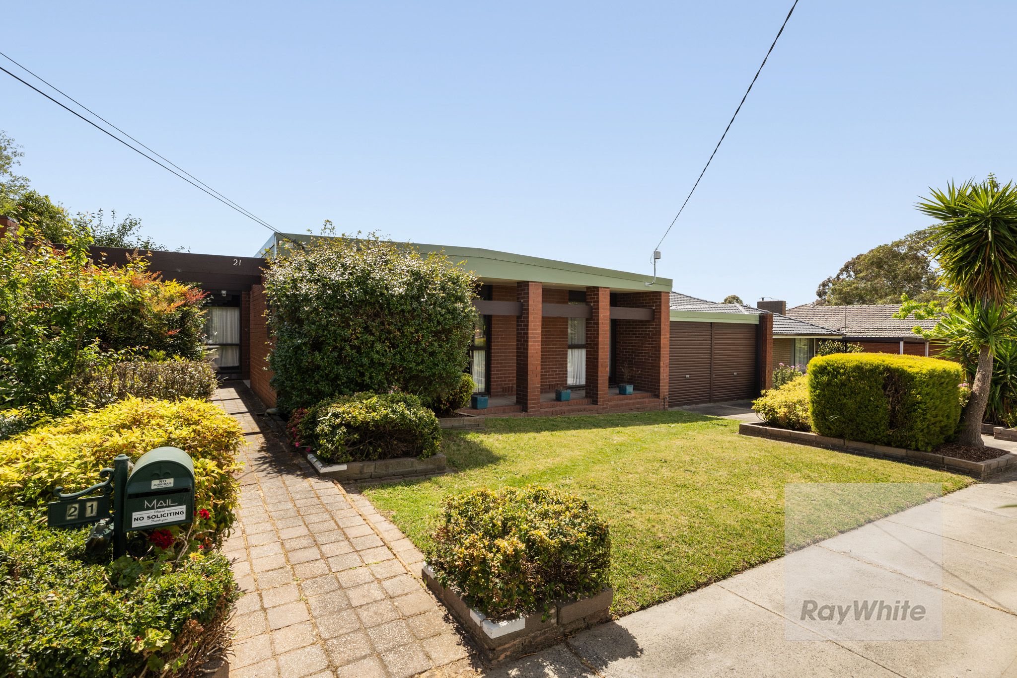 21 Monckton Road — photo from Ray White Bundoora