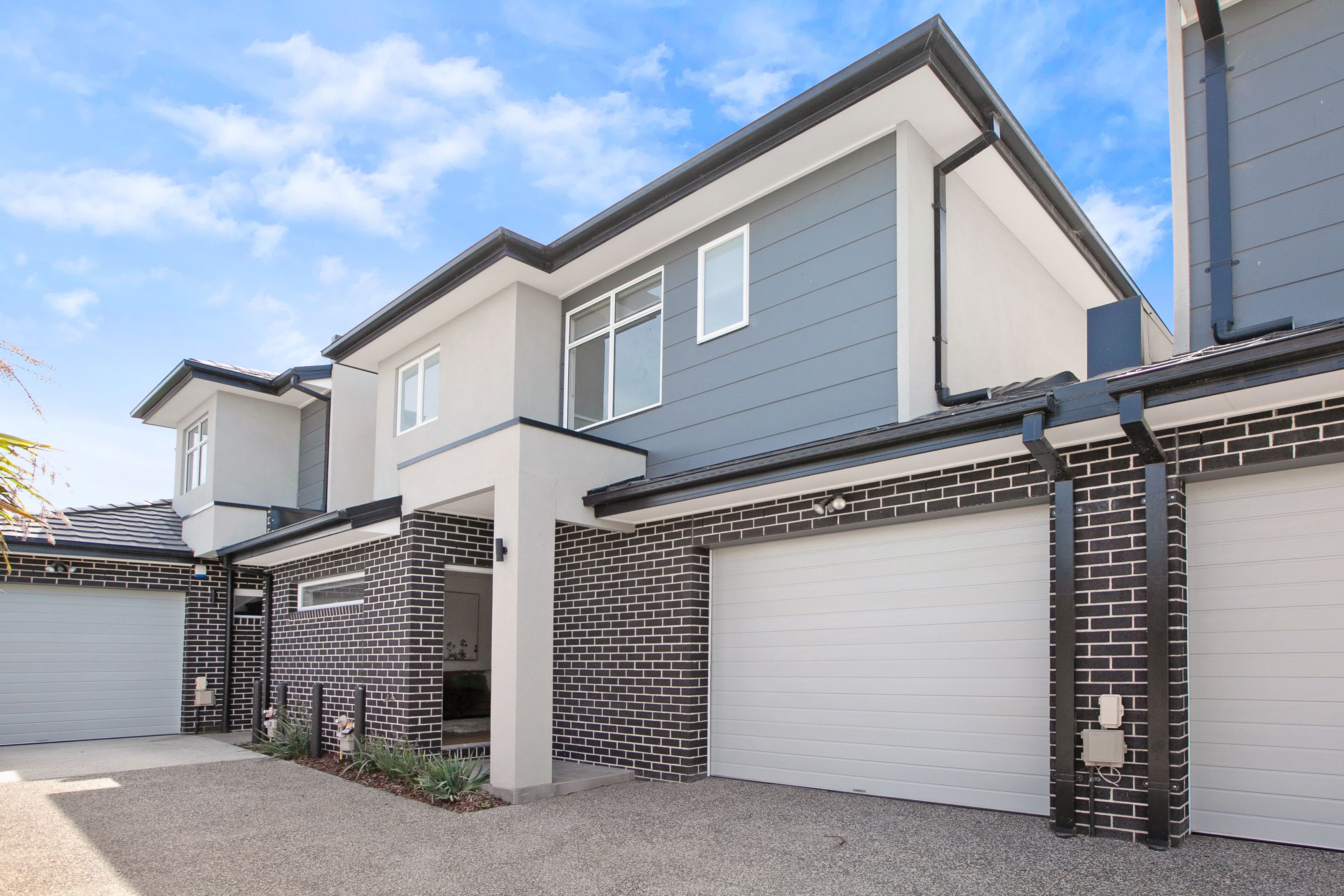 5 Daleglen Street, Reservoir VIC 3073