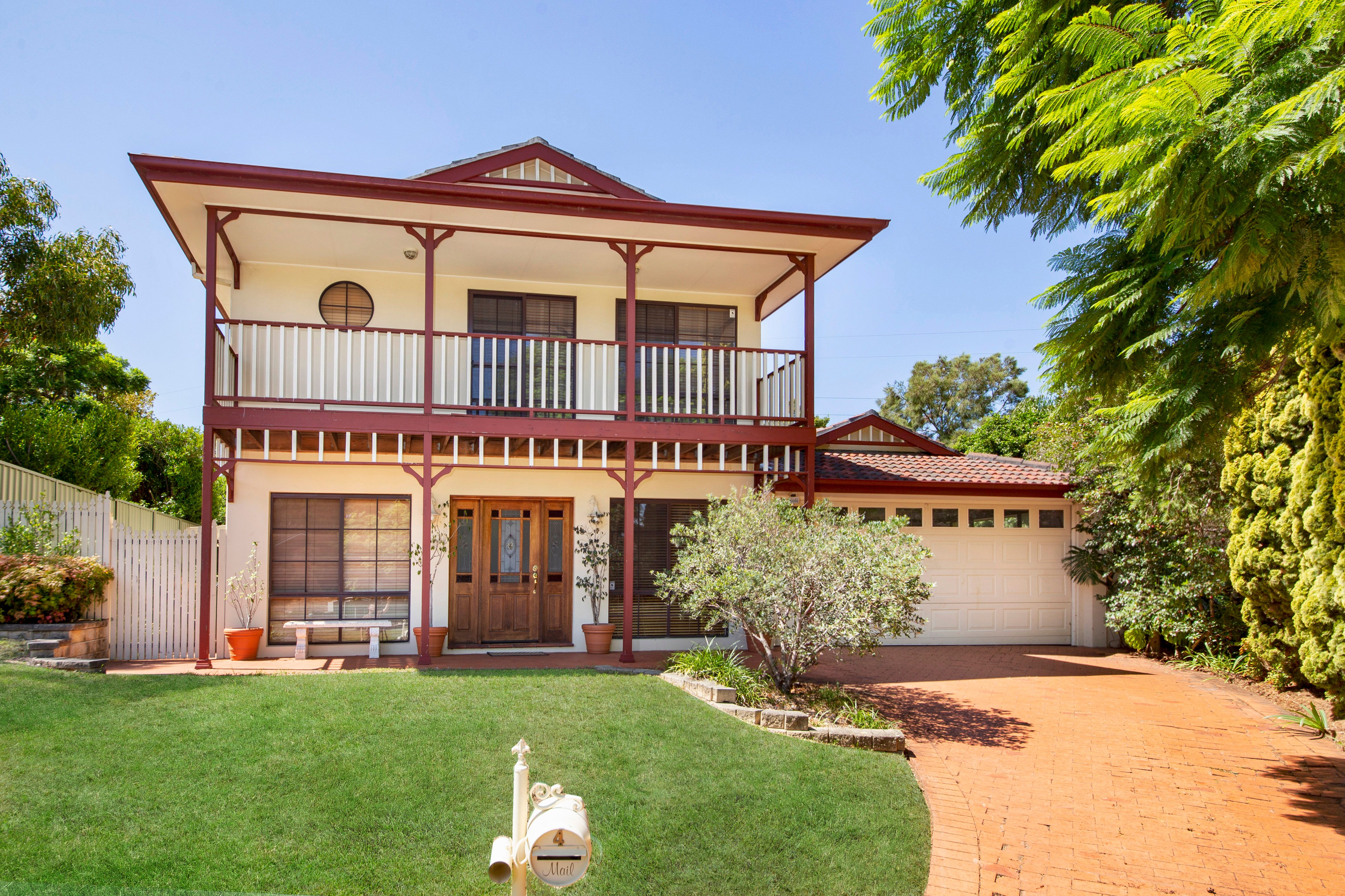 4 Dorrigo Close