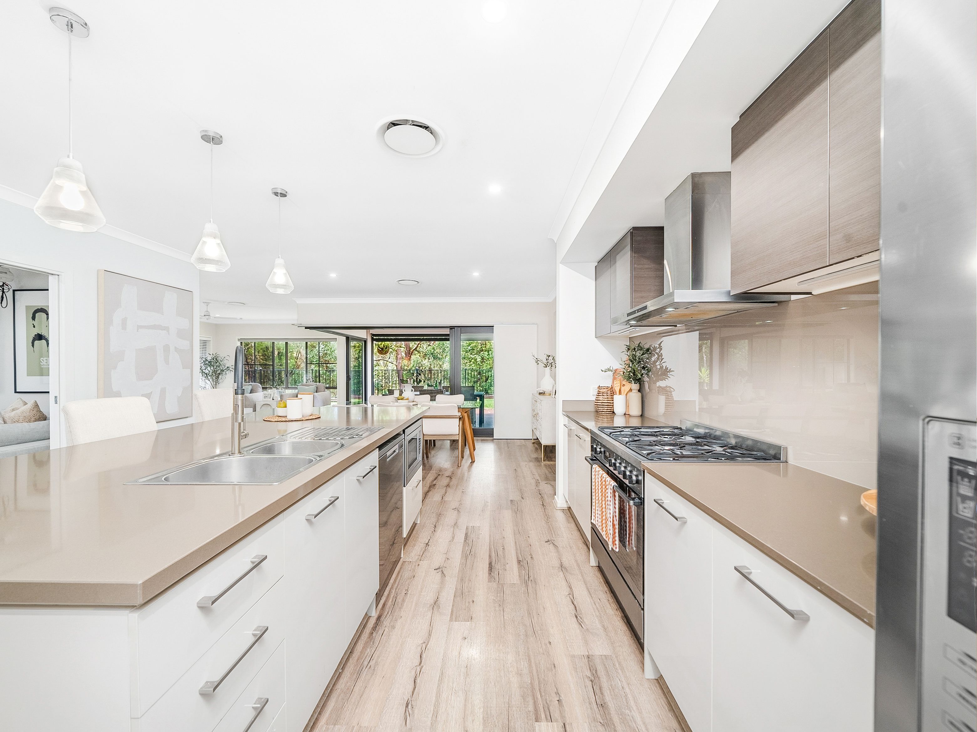32 Hampden Street — photo 5 of 30