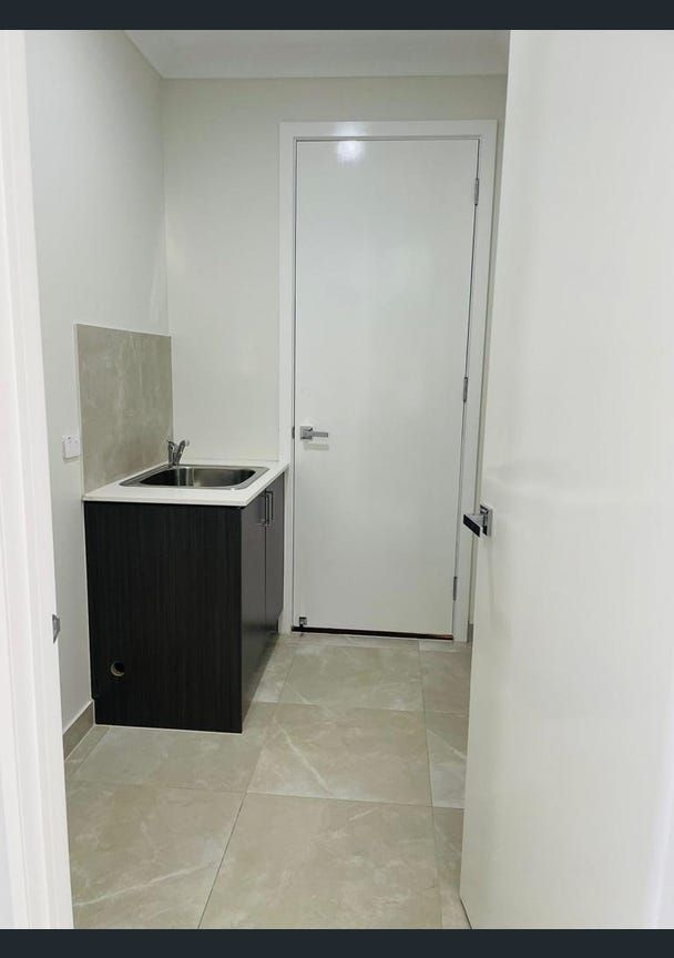 66 Presentation Boulevard — photo 10 of 10