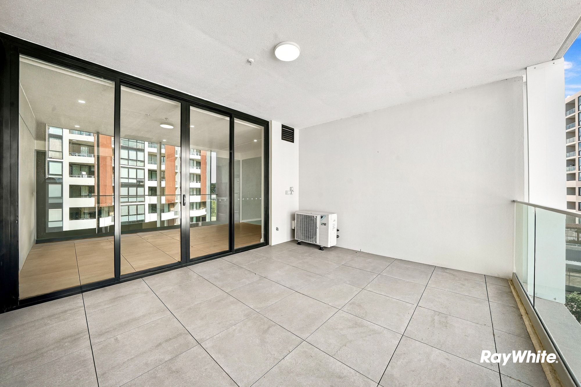 424/32 Civic Way — photo 7 of 18