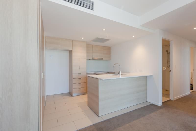 2201/2663 Gold Coast Highway, Broadbeach, QLD 4218
