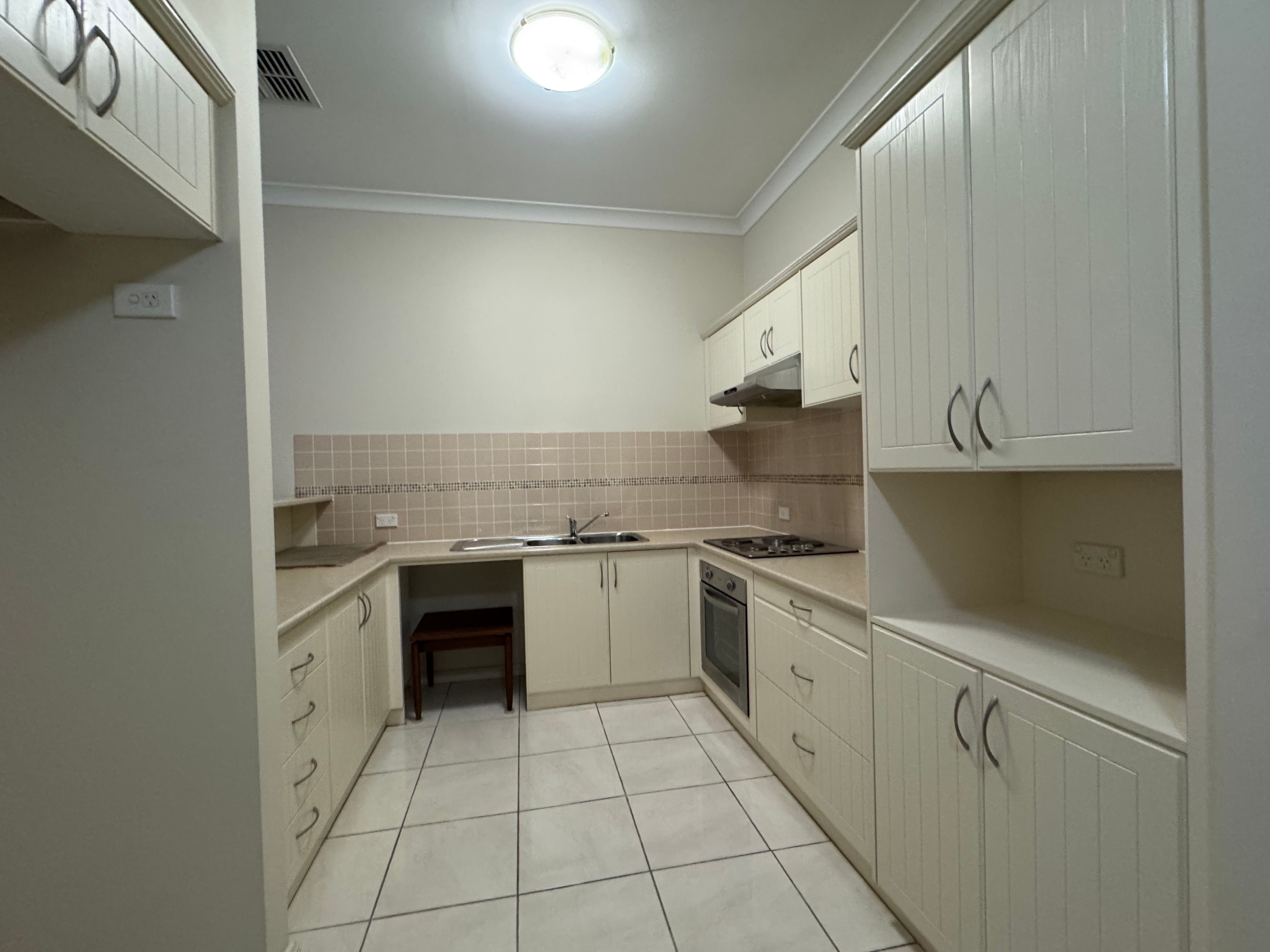 4/3-5 Colden Street, Picton, NSW 2571