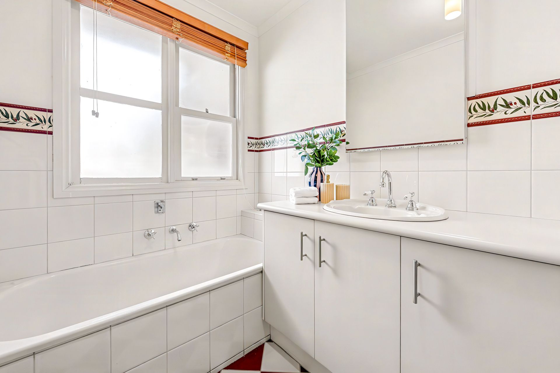 8 Oliver Court — photo 14 of 19