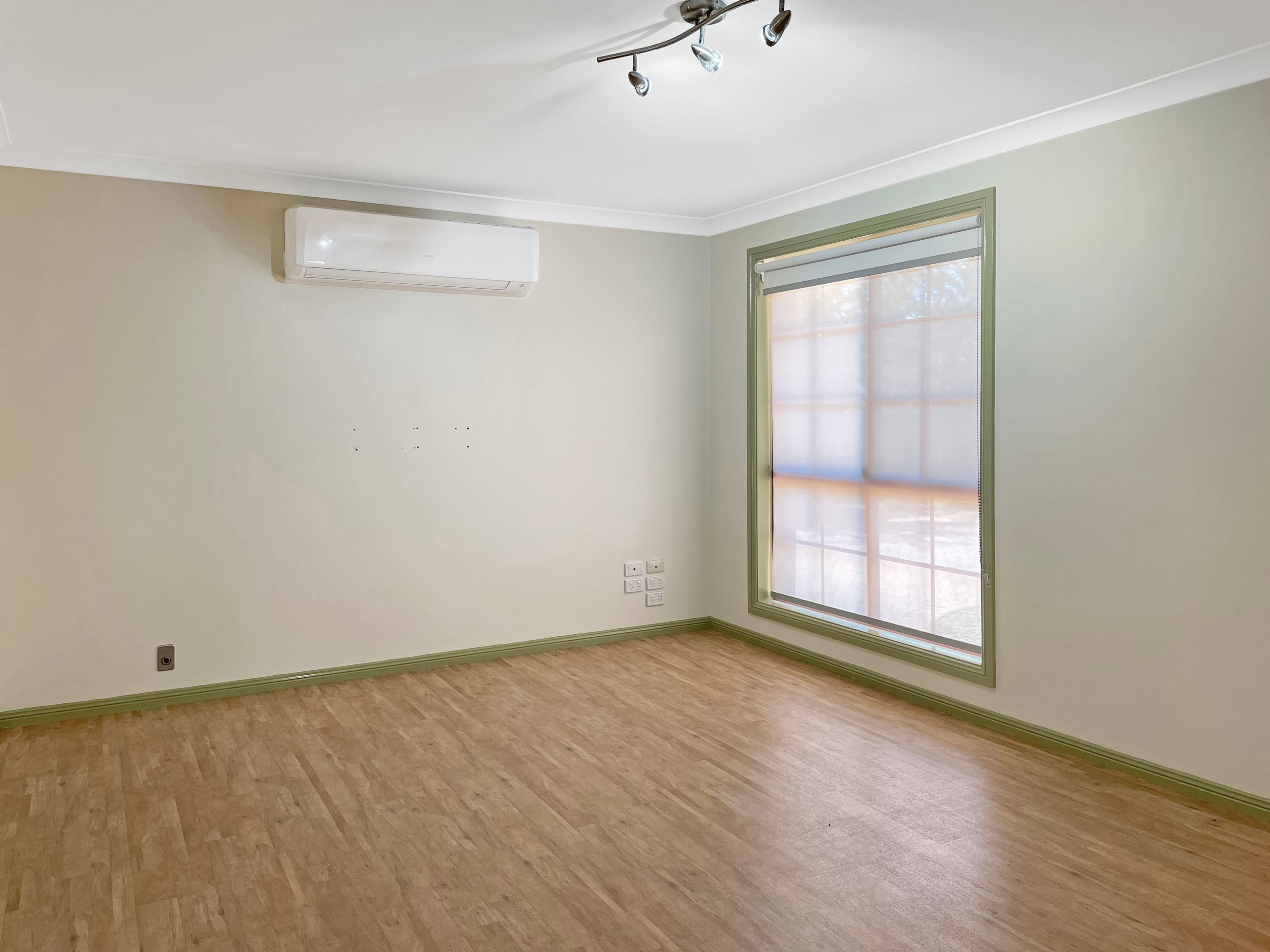 4 Cormorant Crescent, Dubbo, NSW 2830